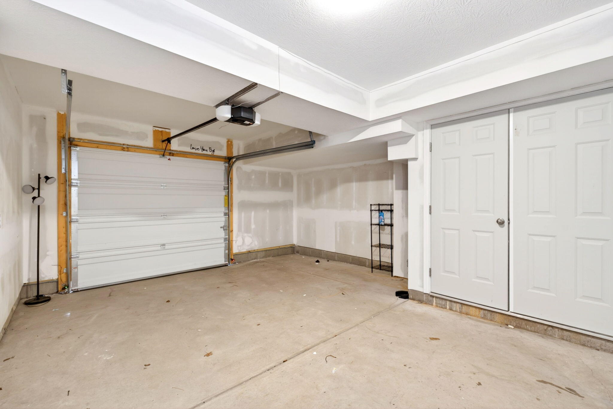 24 Center Street, Springfield, Ohio 45502