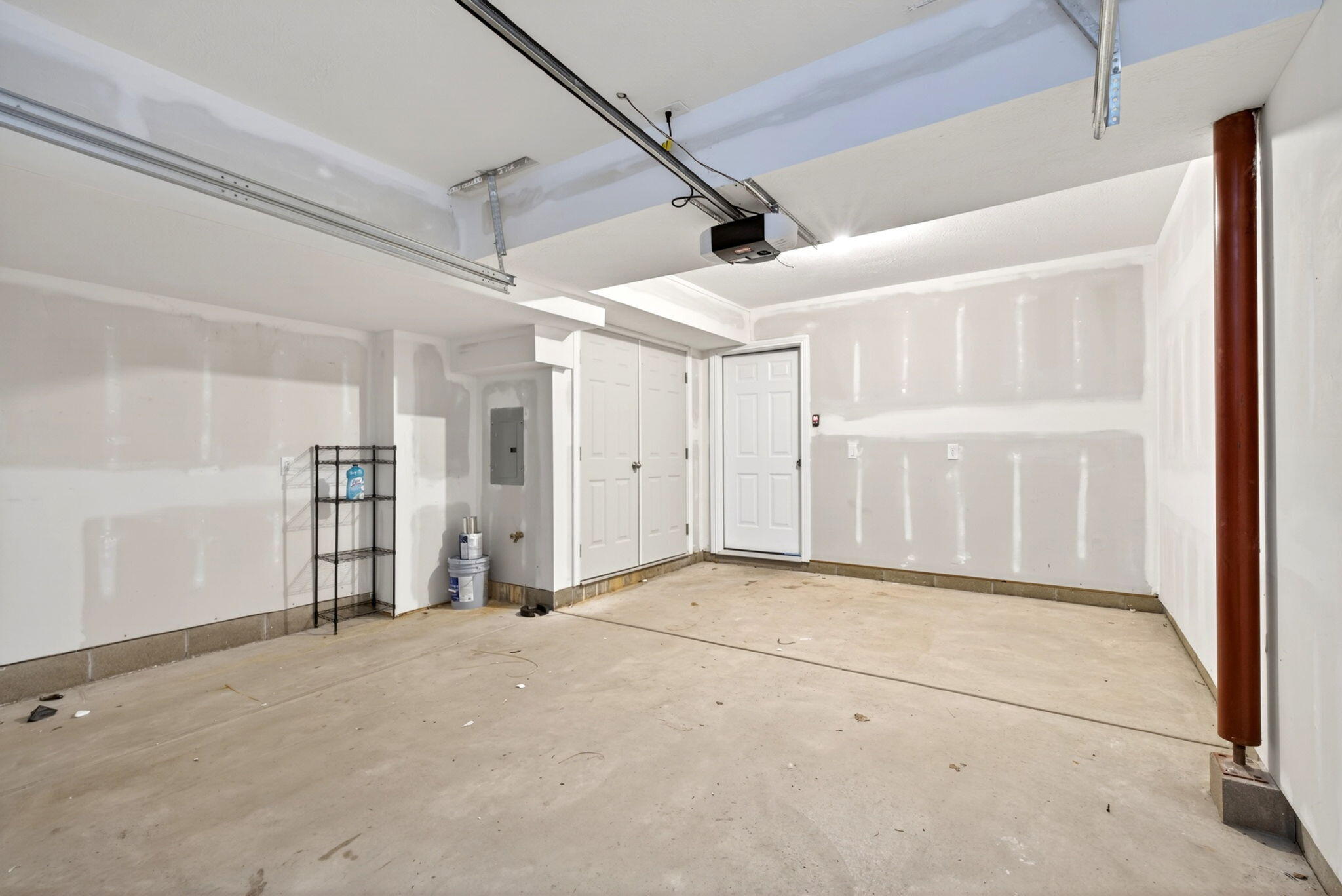 24 Center Street, Springfield, Ohio 45502