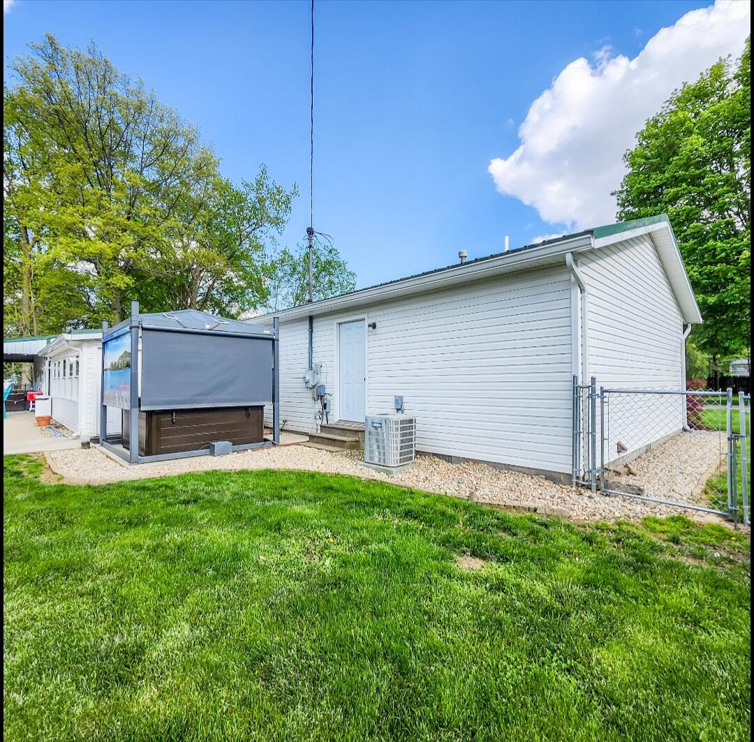 14039 Oakwood Avenue, Lakeview, Ohio 43331
