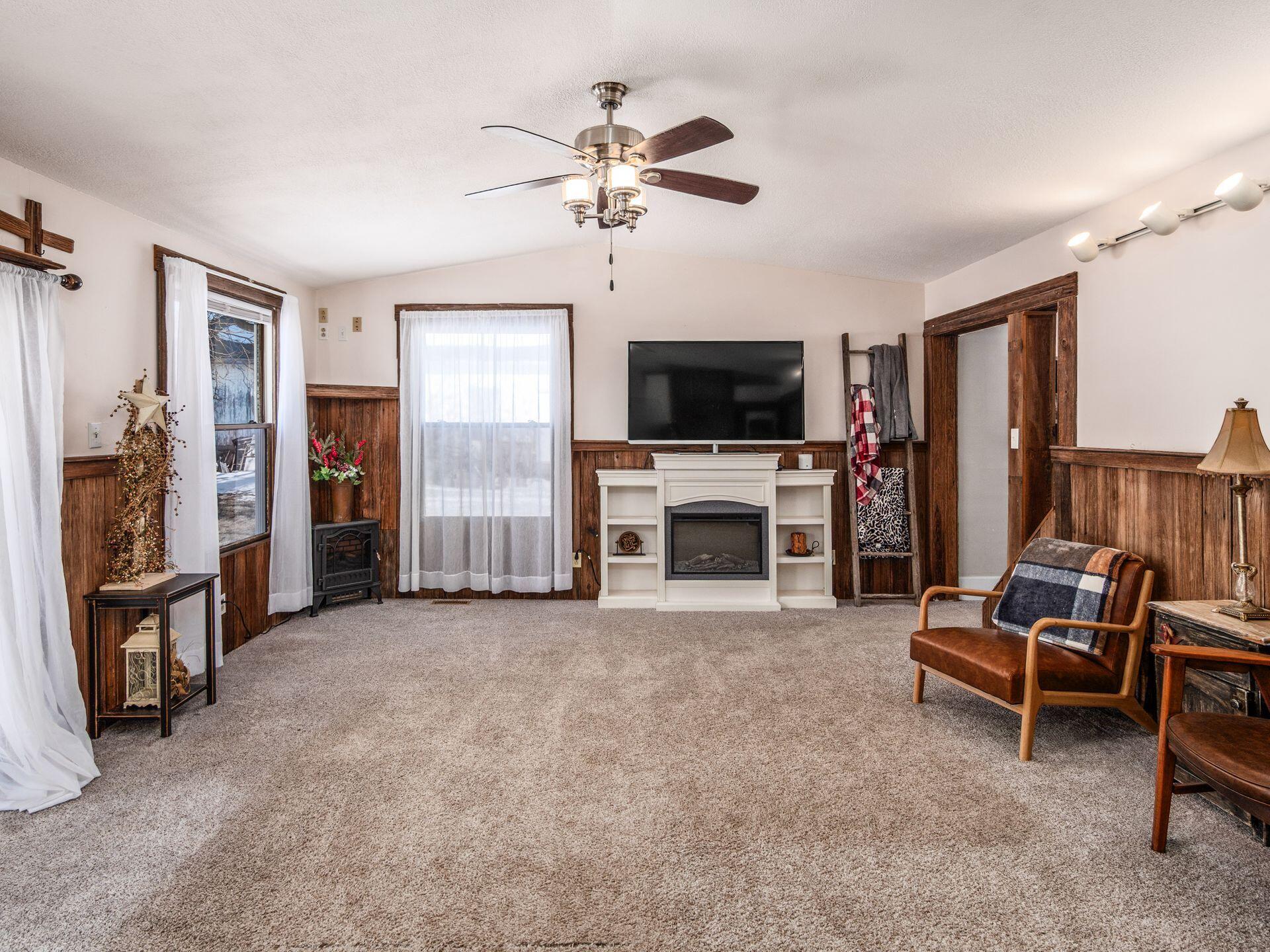 210 Elm Street, Mount Victory, Ohio 43340