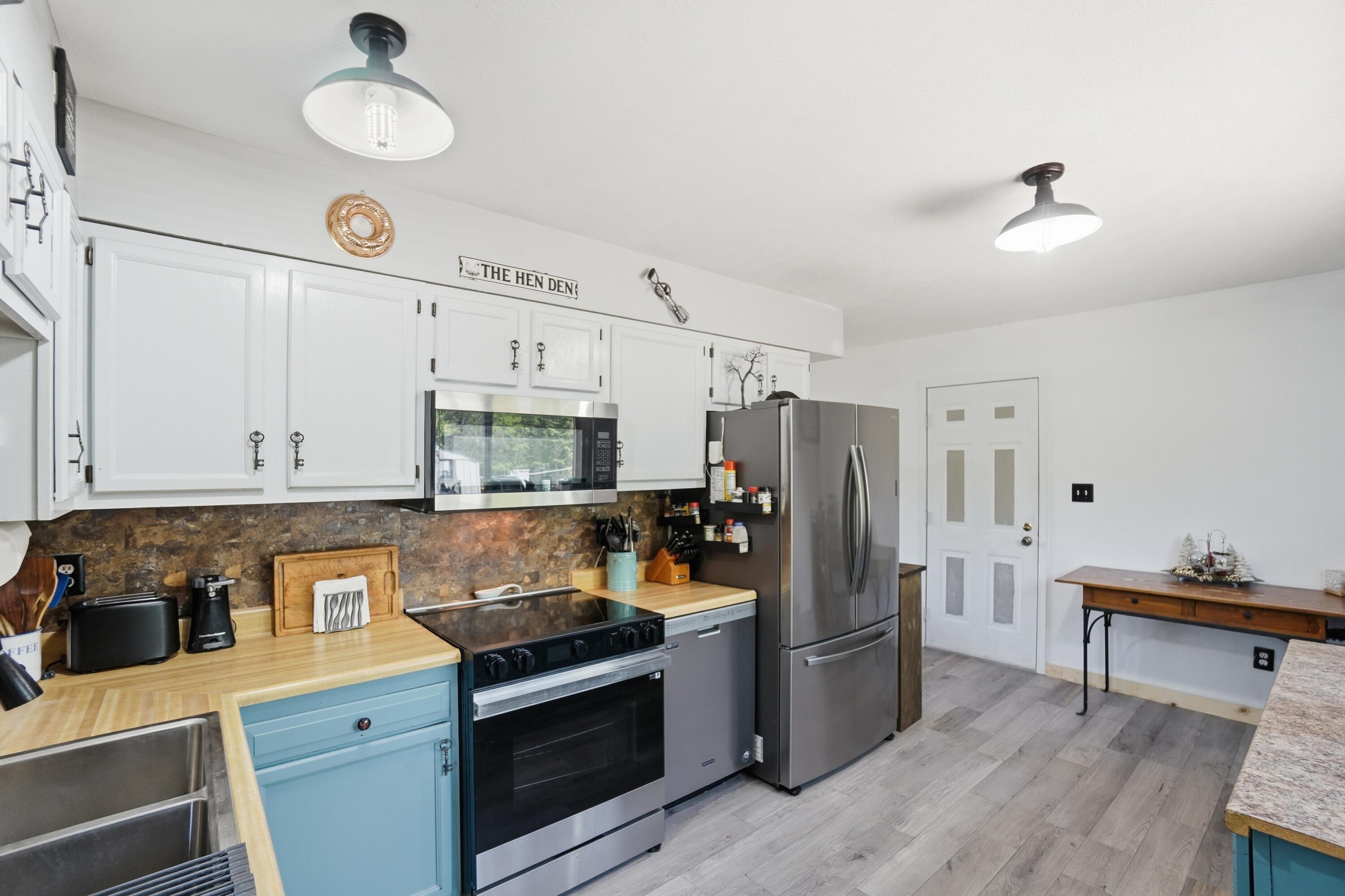14214 Pleasant Ridge Drive, Marysville, Ohio 43040