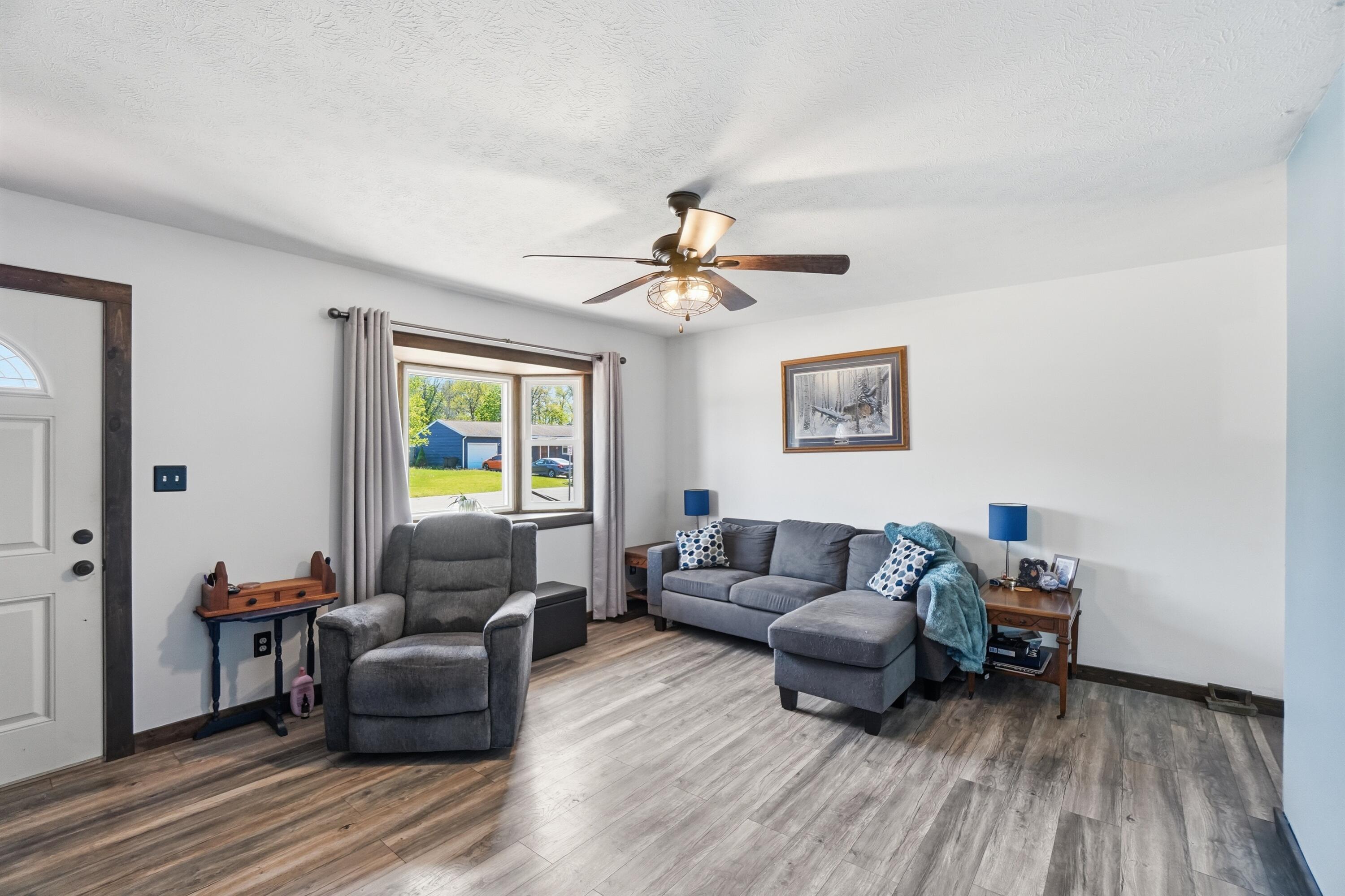 14214 Pleasant Ridge Drive, Marysville, Ohio 43040