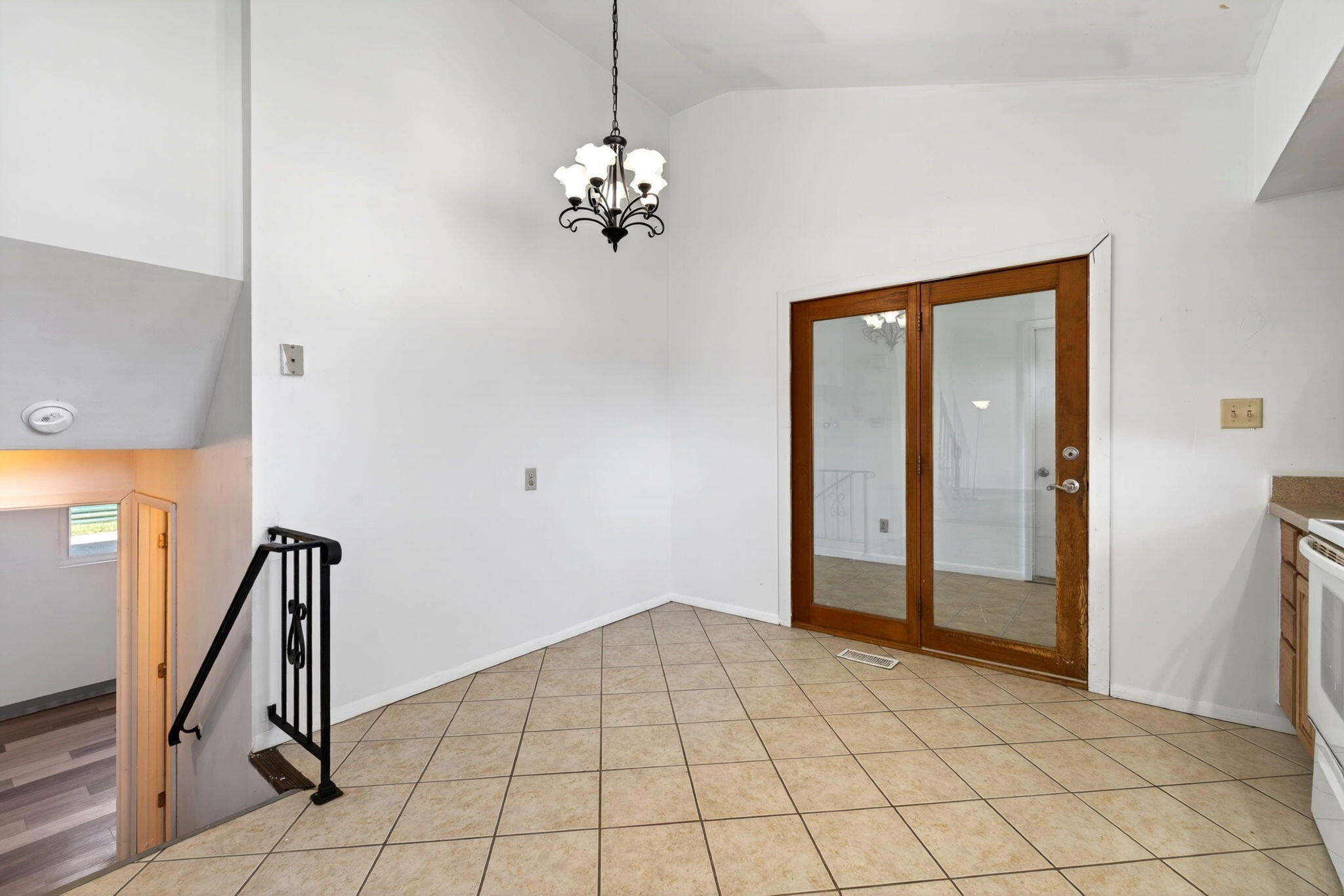 415 Falcon Drive, New Carlisle, Ohio 45344