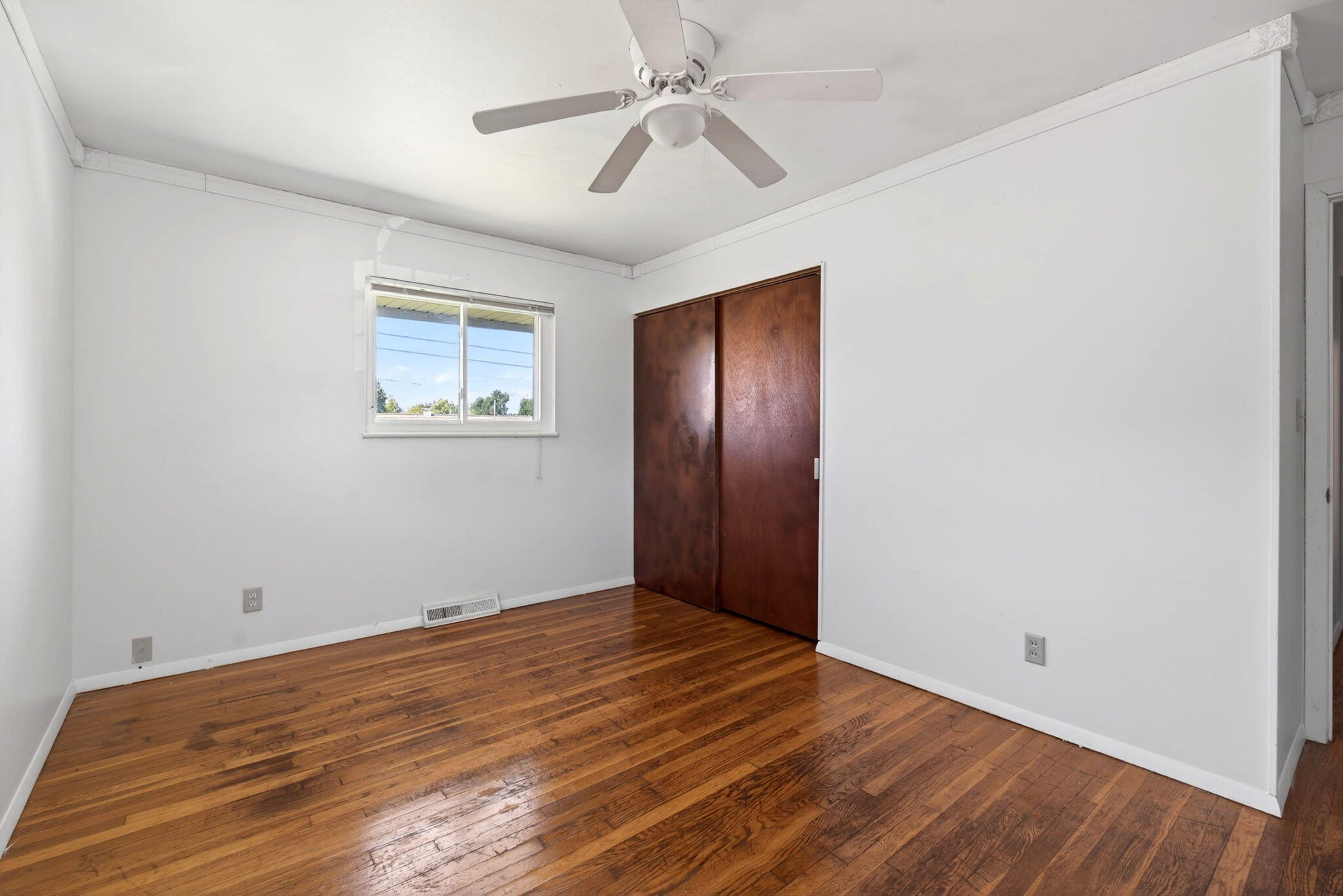 415 Falcon Drive, New Carlisle, Ohio 45344