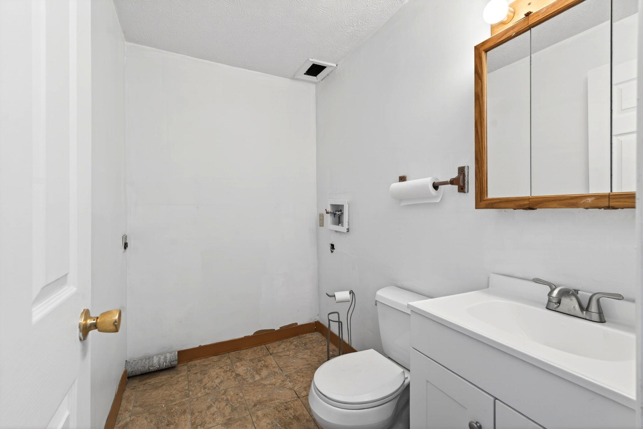 415 Falcon Drive, New Carlisle, Ohio 45344