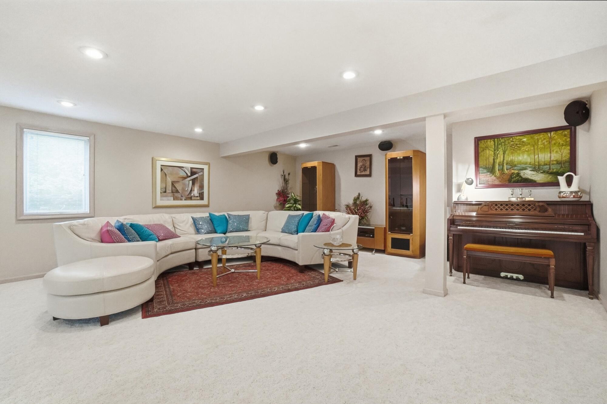 3135 Imperial Boulevard, Springfield, Ohio 45503