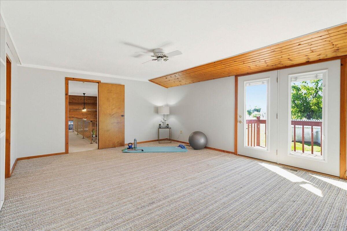 8095 Blue Heron Cove, Huntsville, Ohio 43324