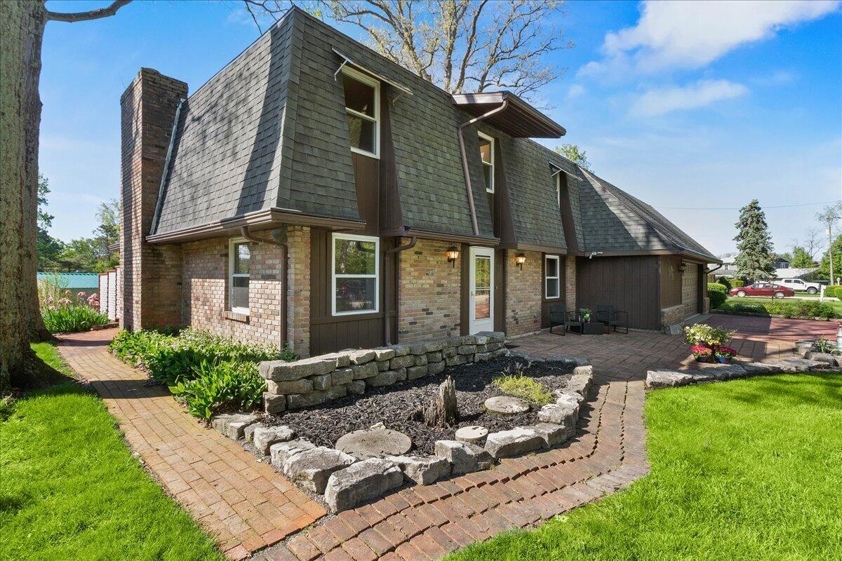 8095 Blue Heron Cove, Huntsville, Ohio 43324