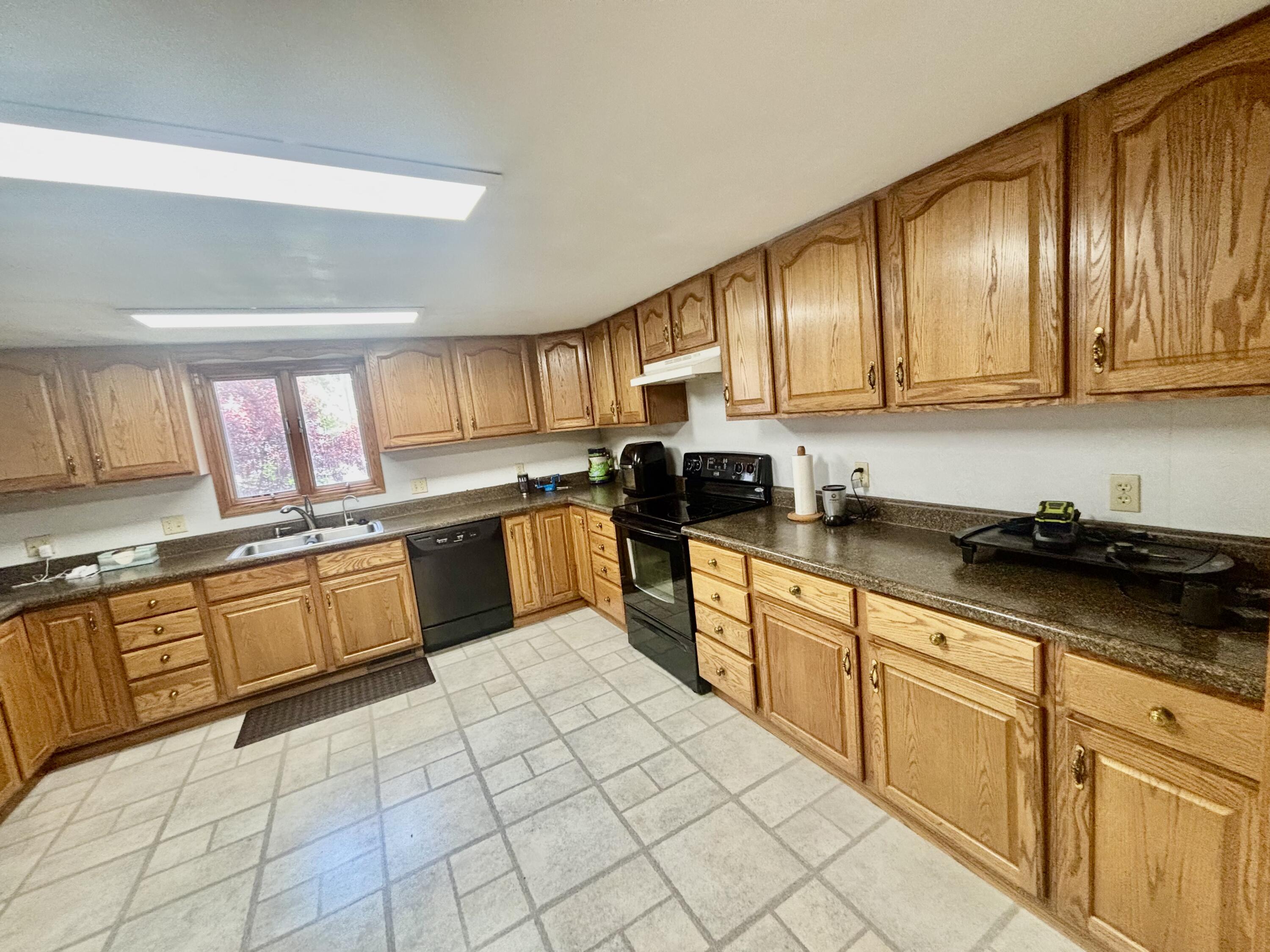 613 Fairview Drive, Coldwater, Ohio 45828