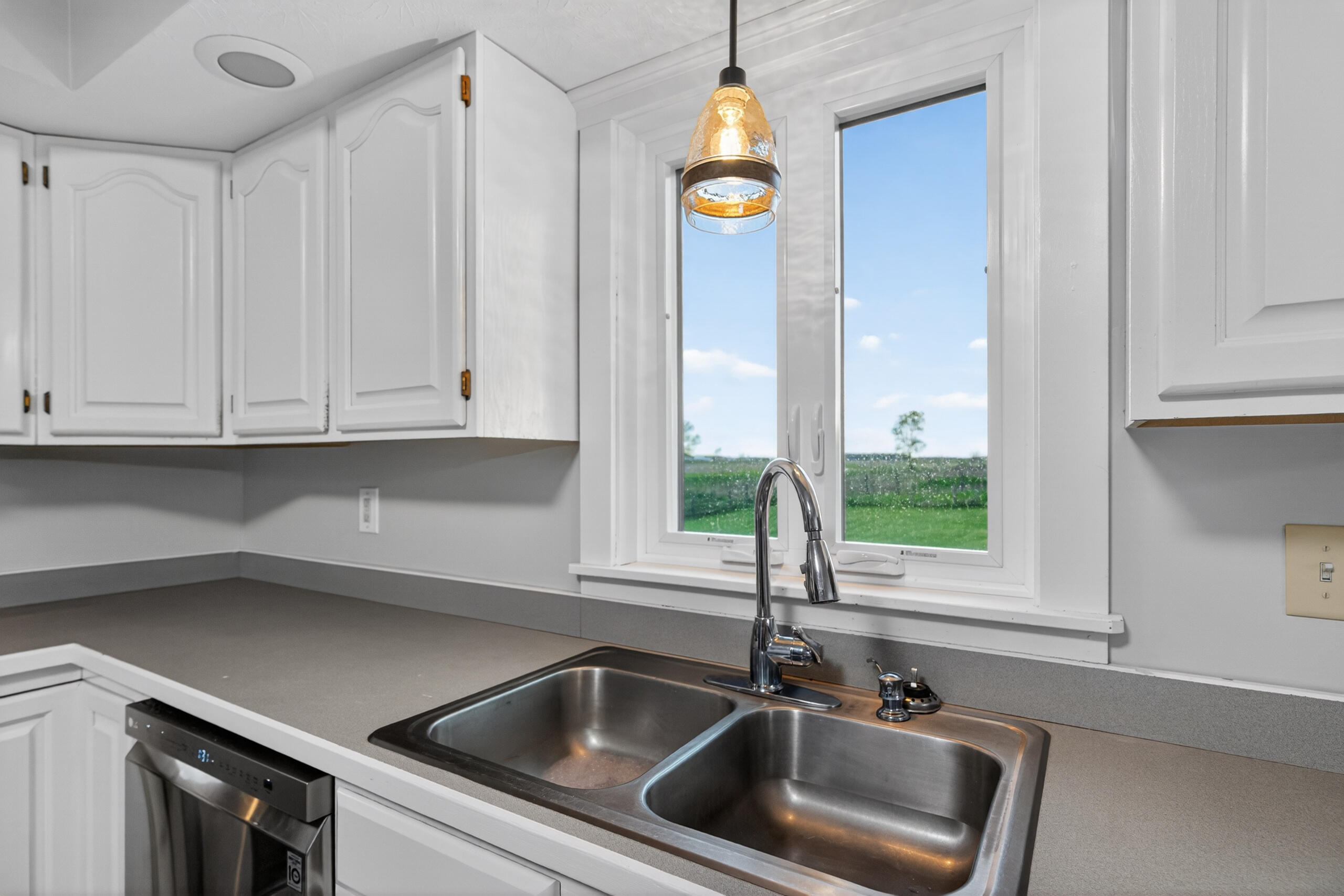 1991 County Road 34 Road, De Graff, Ohio 43318