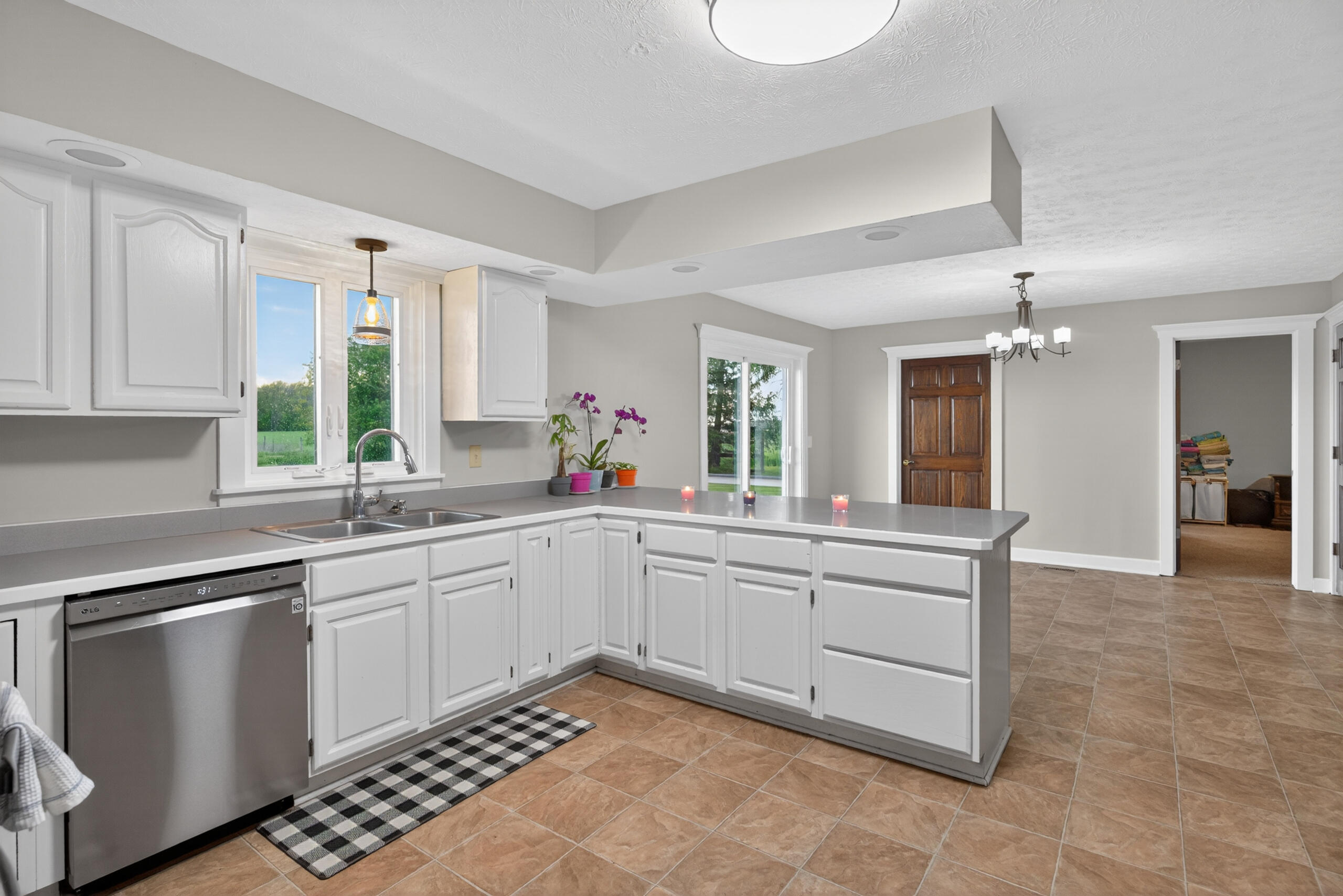 1991 County Road 34 Road, De Graff, Ohio 43318