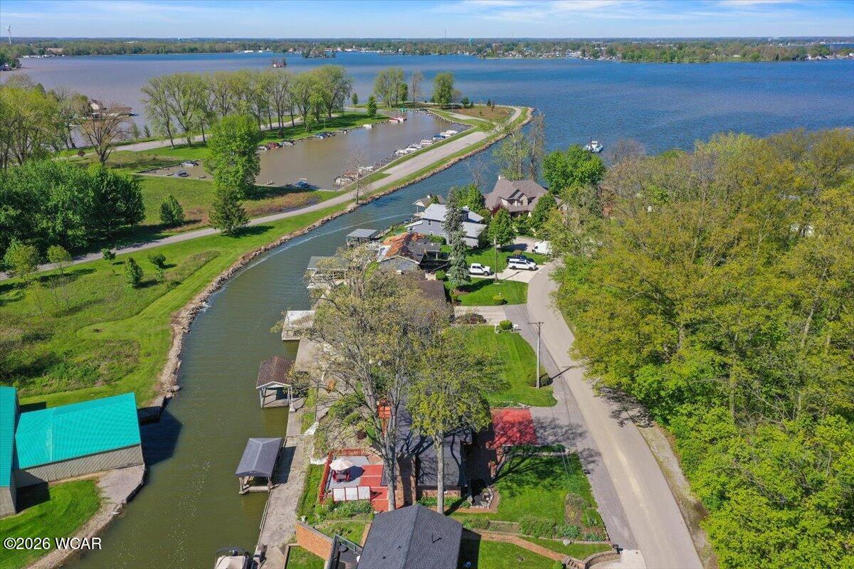 8095 Blue Heron Cove, Huntsville, Ohio