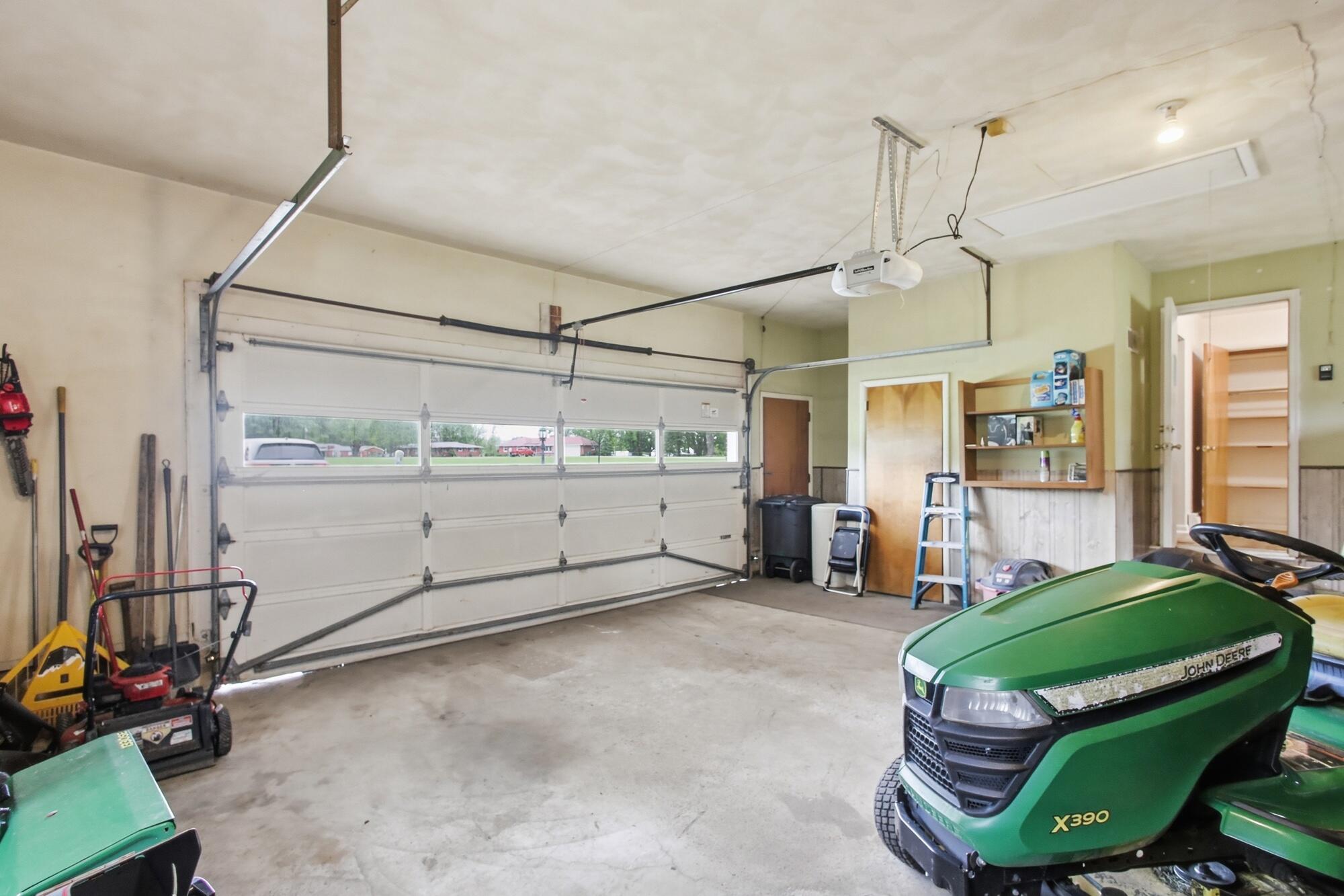 3140 Hampton Road, Springfield, Ohio 45502