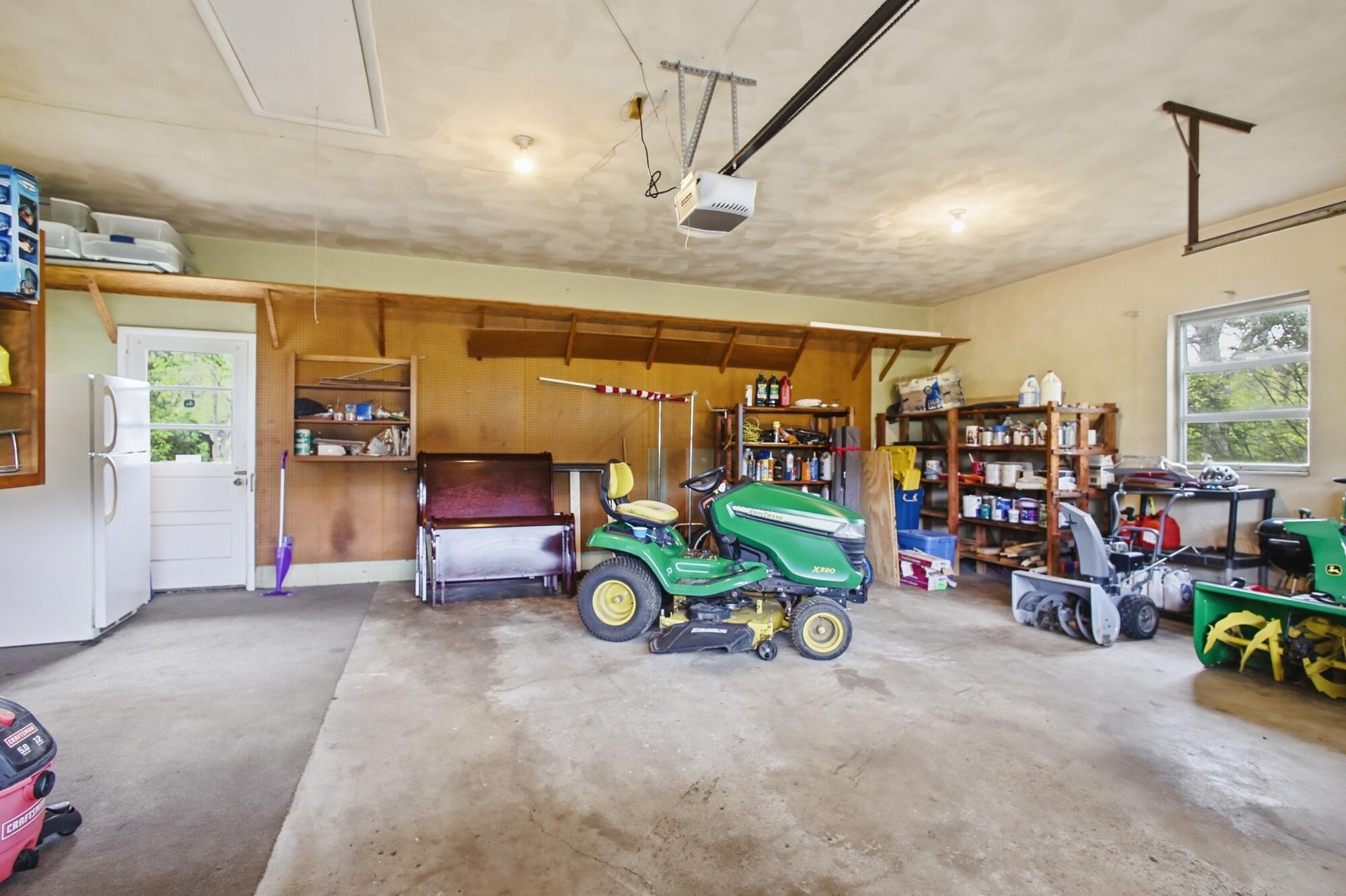 3140 Hampton Road, Springfield, Ohio 45502