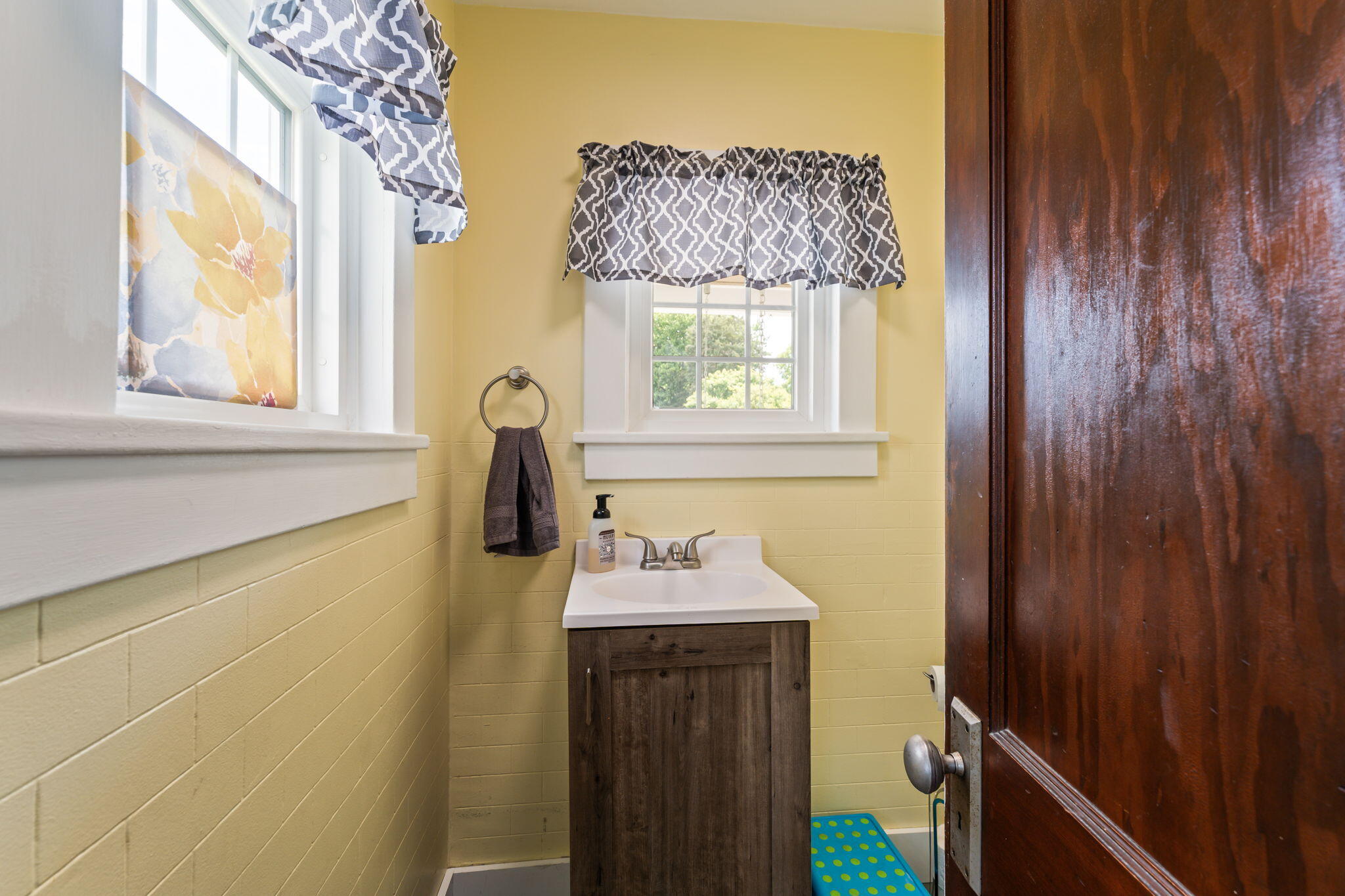 211 Main Street, Christiansburg, Ohio 45389