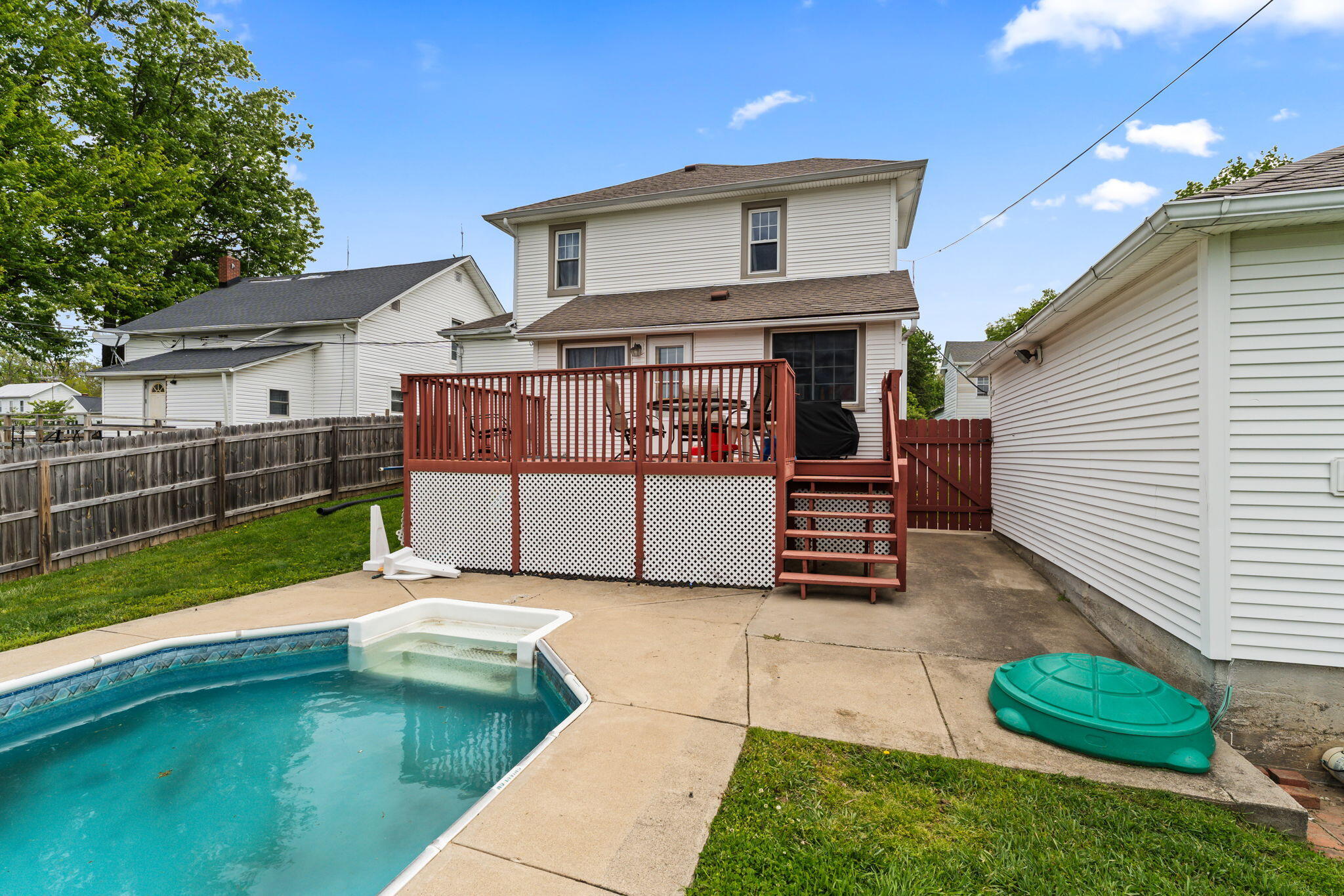 211 Main Street, Christiansburg, Ohio 45389