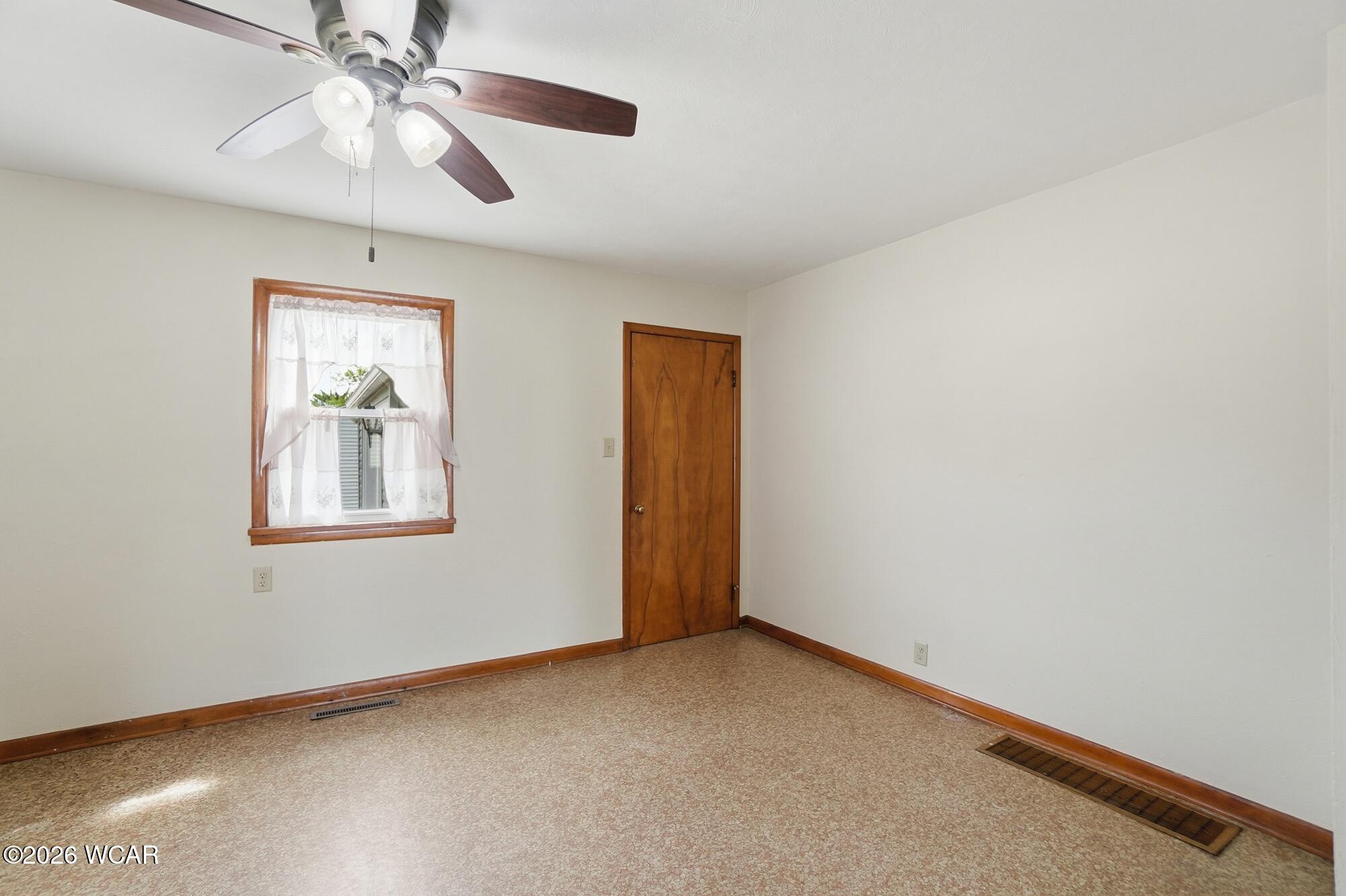 211 Lima Avenue, Ada, Ohio