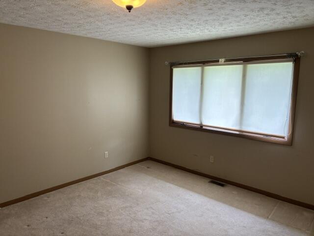 1232 Waterbury Place, Troy, Ohio 45373