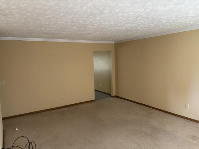 1232 Waterbury Place, Troy, Ohio 45373