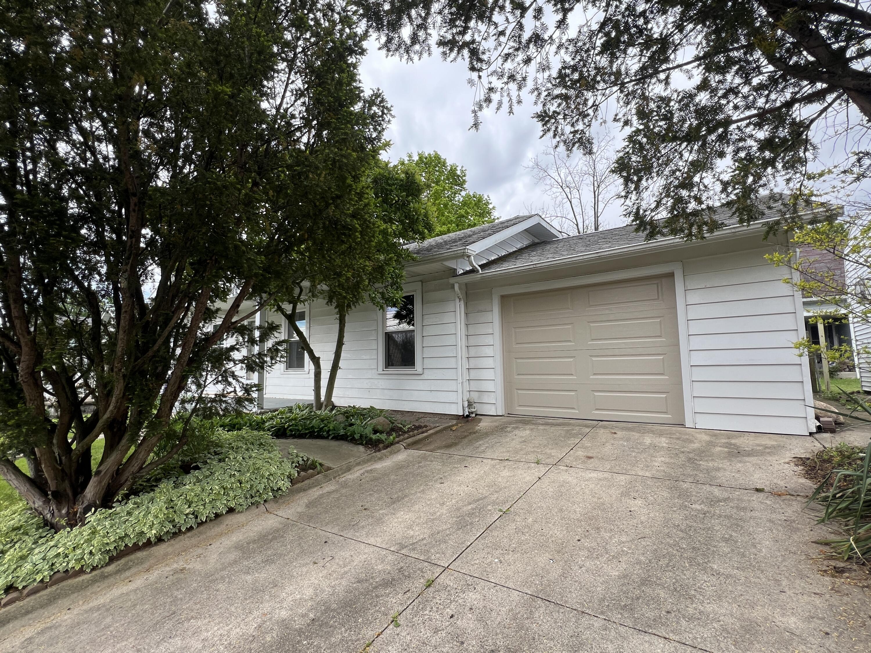 143 Stanley Street, Bellefontaine, Ohio 43311