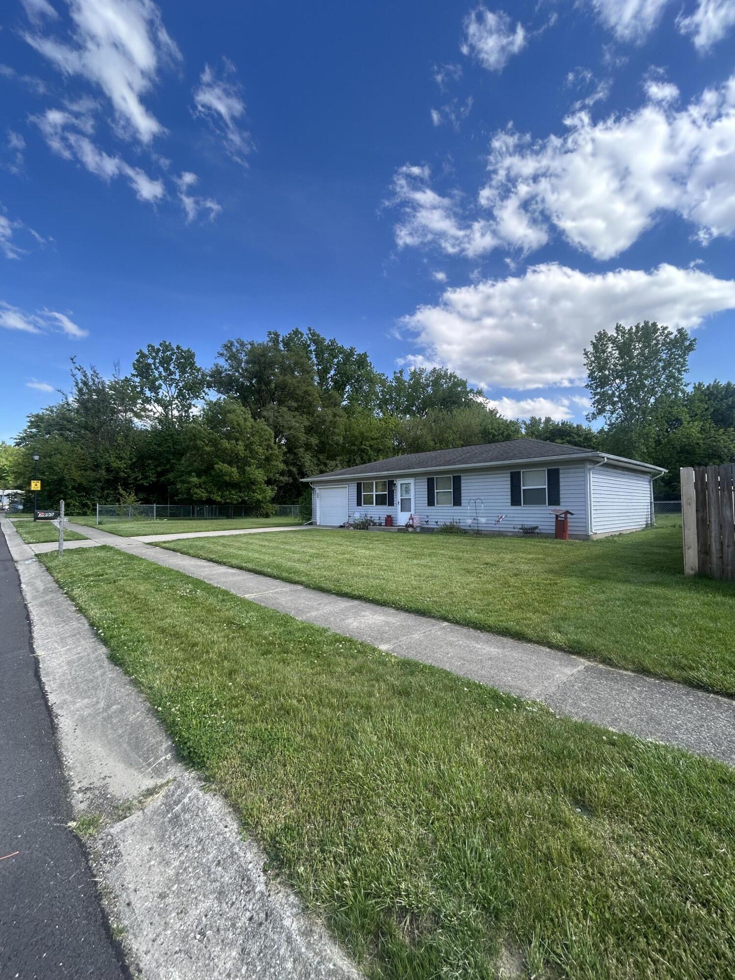 7995 Wescott Avenue, Fairborn, Ohio 45324