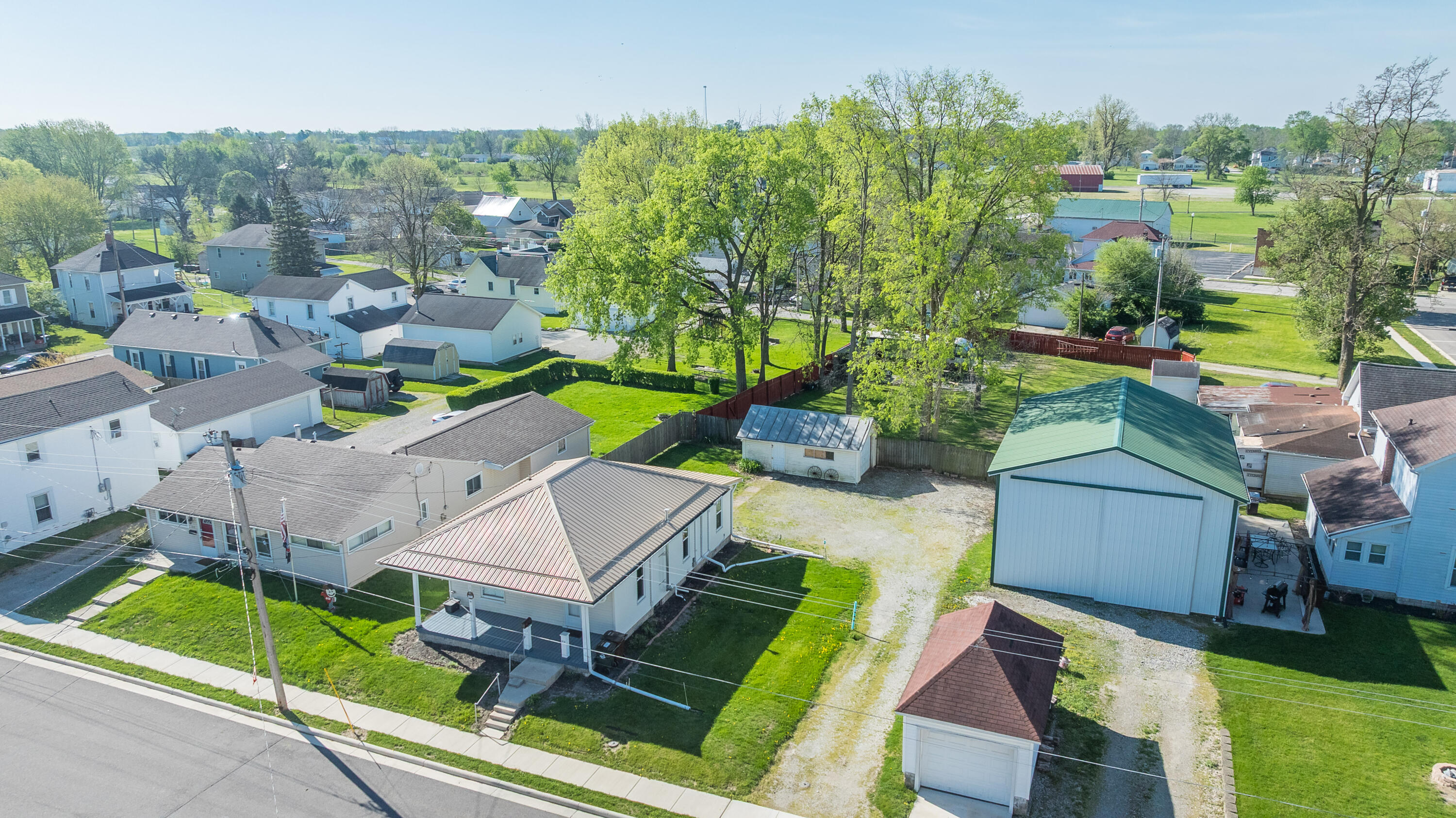 313 Oakwood Street, Bradford, Ohio 45308