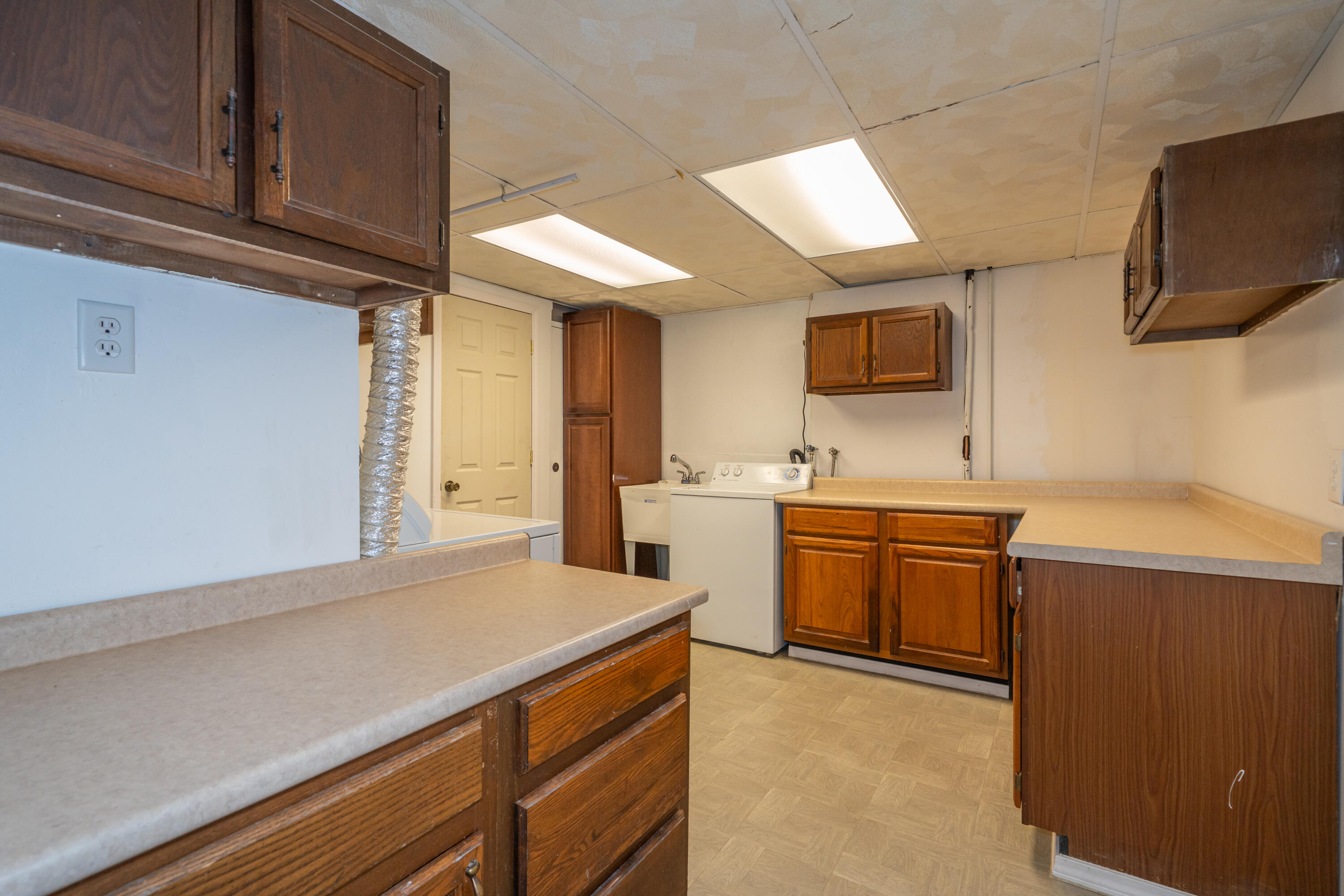 411 Birdsong Drive, Vandalia, Ohio 45377