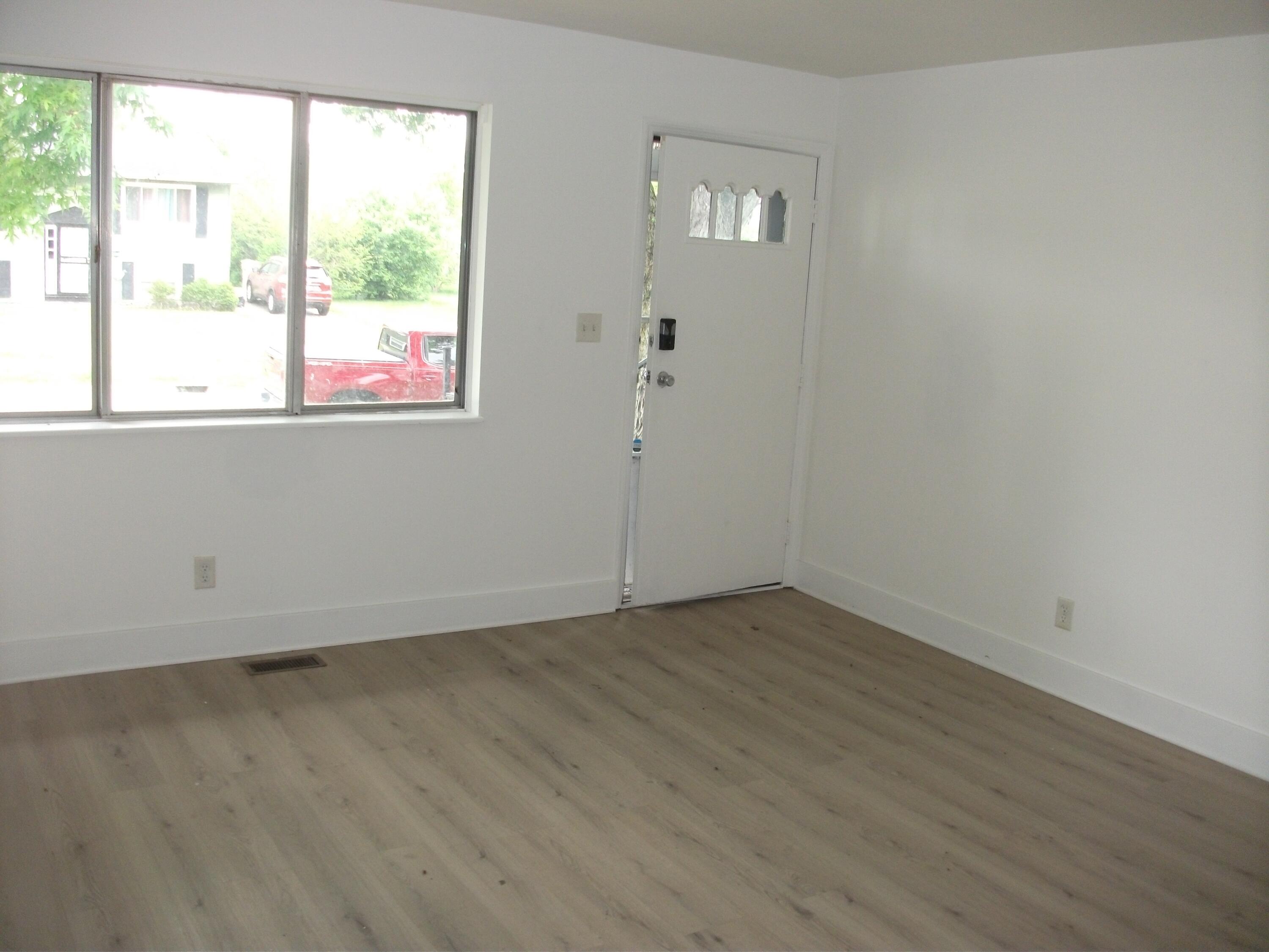1611 Springmont Avenue, Springfield, Ohio 45506