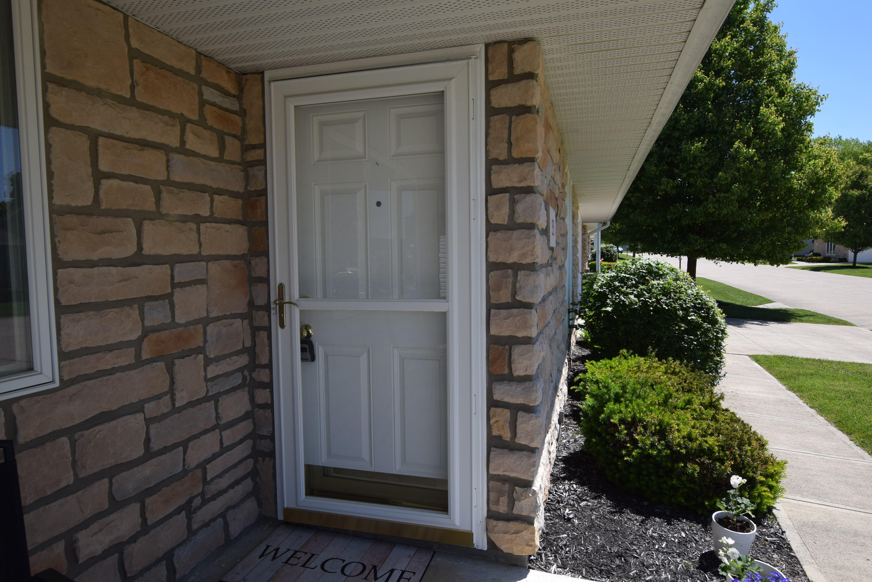 943 Lawn Avenue, Urbana, Ohio 43078