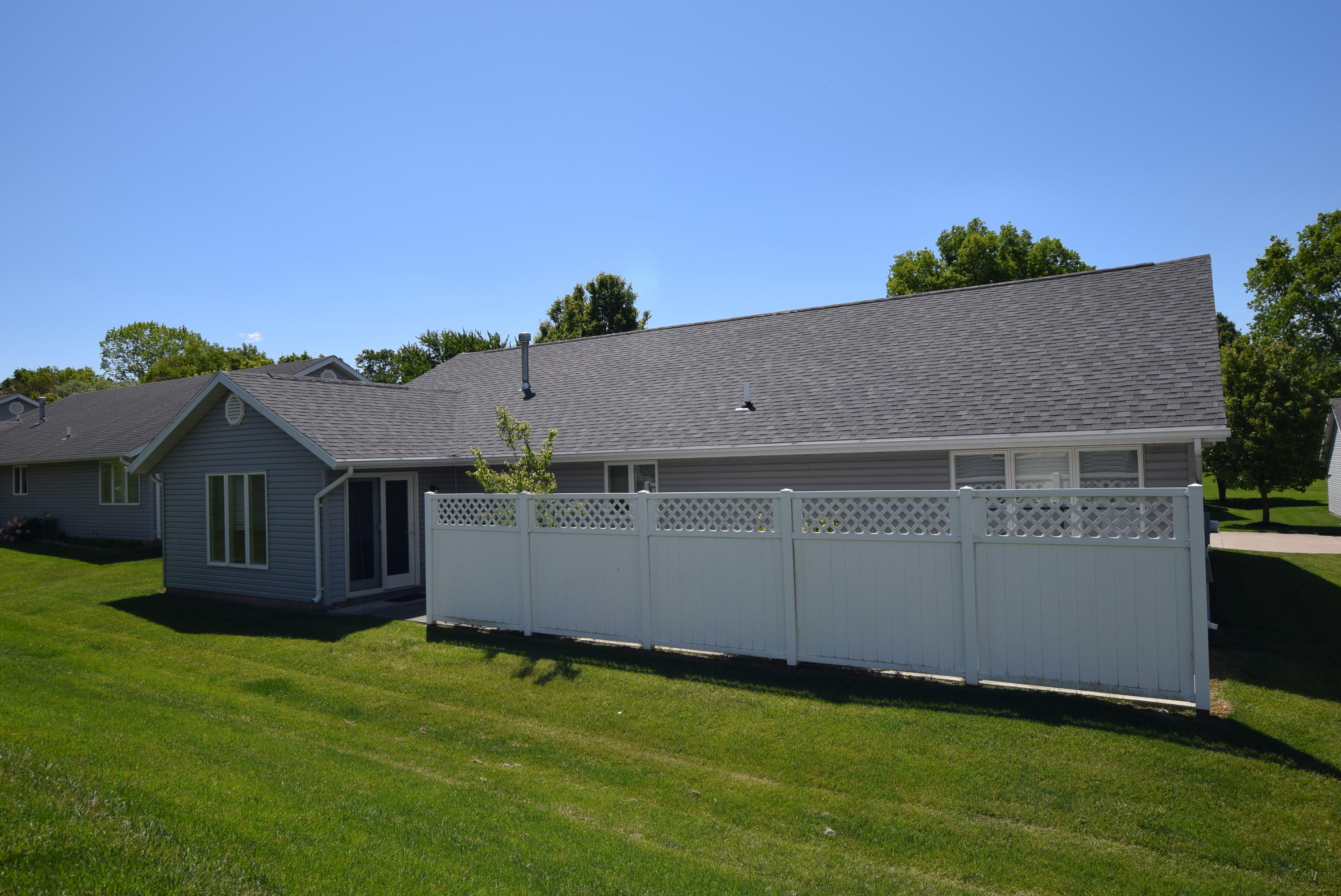 943 Lawn Avenue, Urbana, Ohio 43078