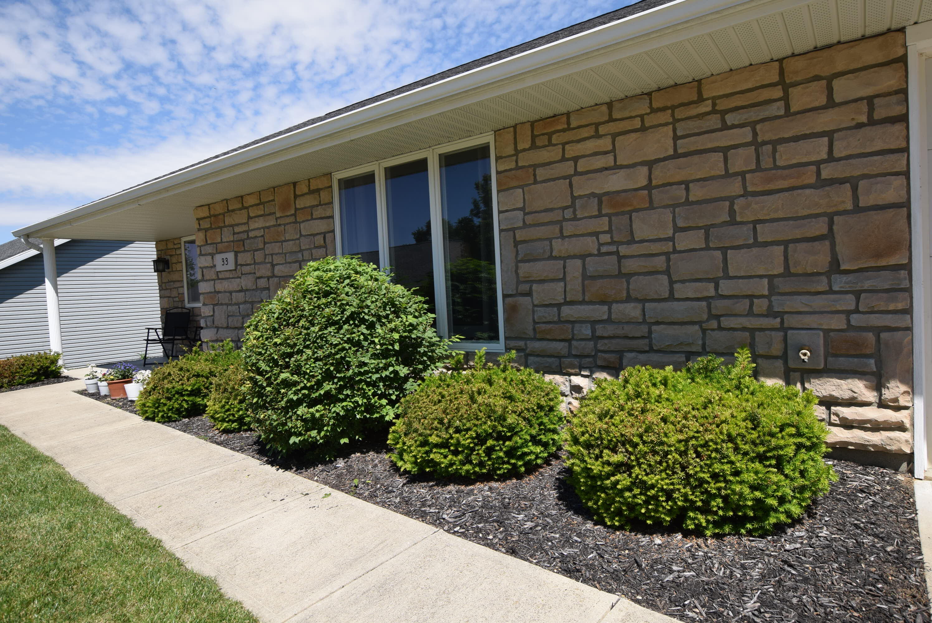 943 Lawn Avenue, Urbana, Ohio 43078