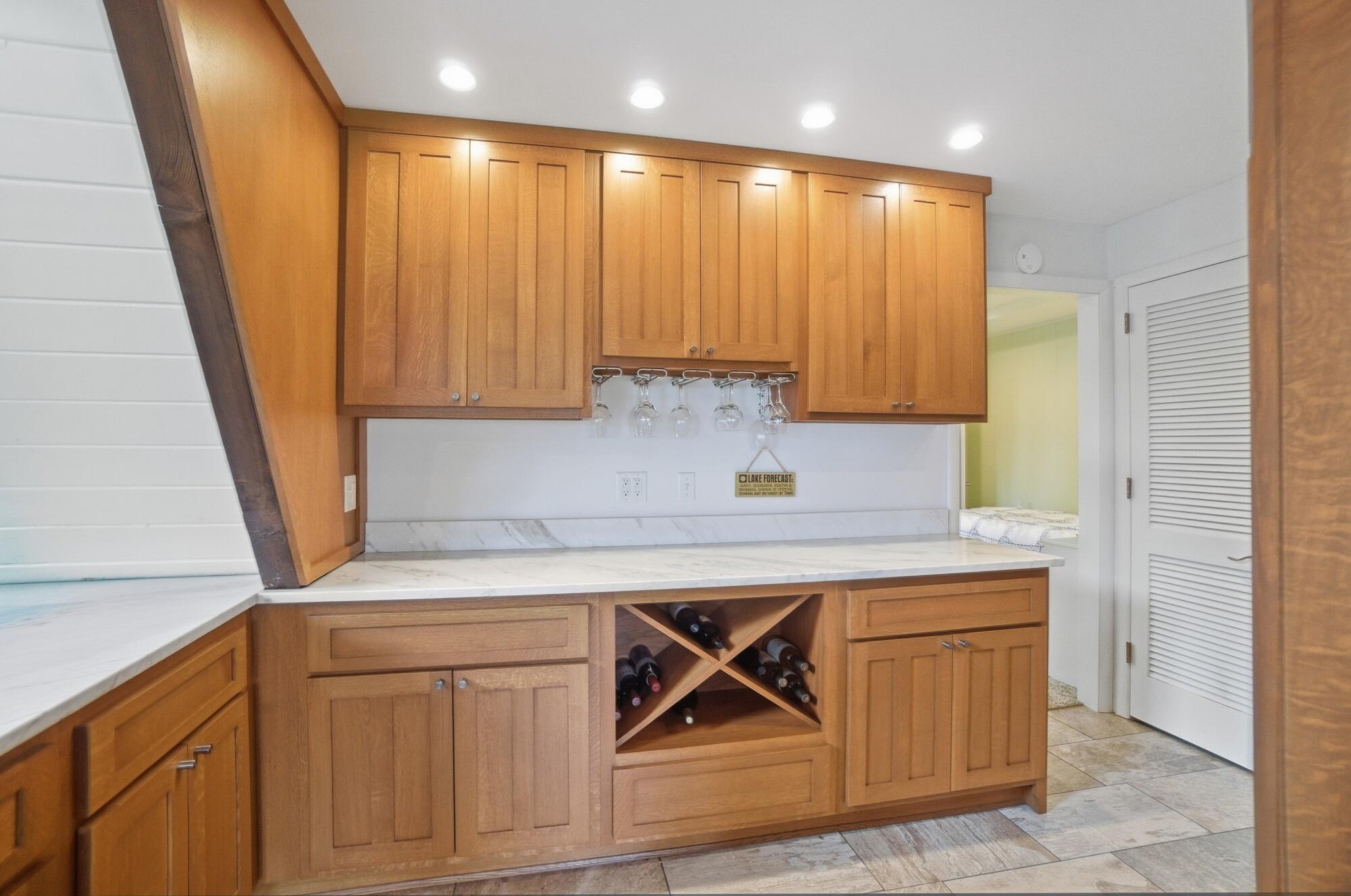 10857 Seminole Shore Drive, Huntsville, Ohio 43324