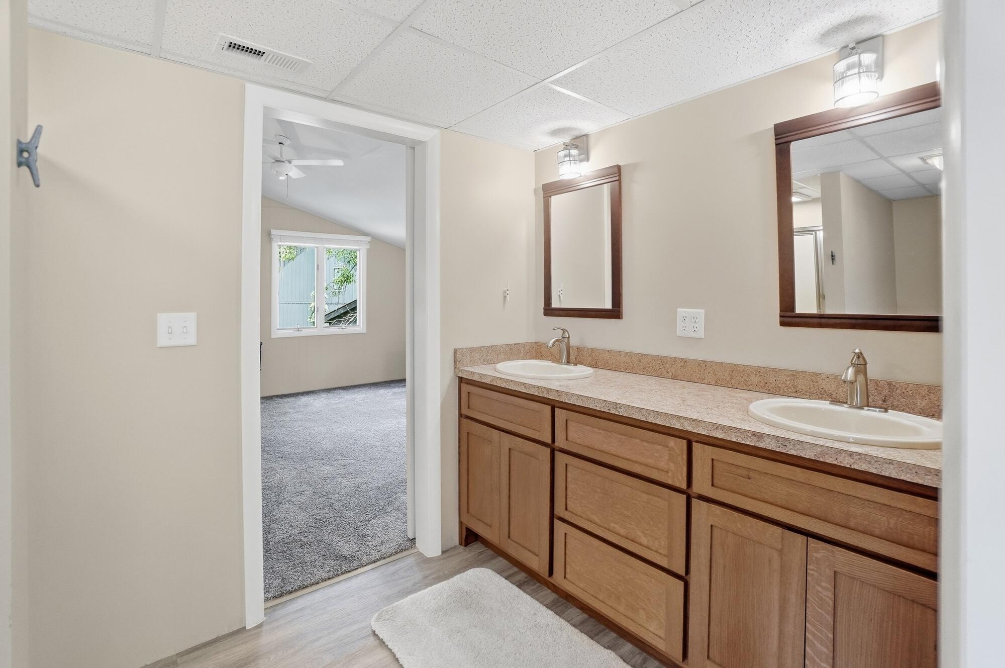 10857 Seminole Shore Drive, Huntsville, Ohio 43324