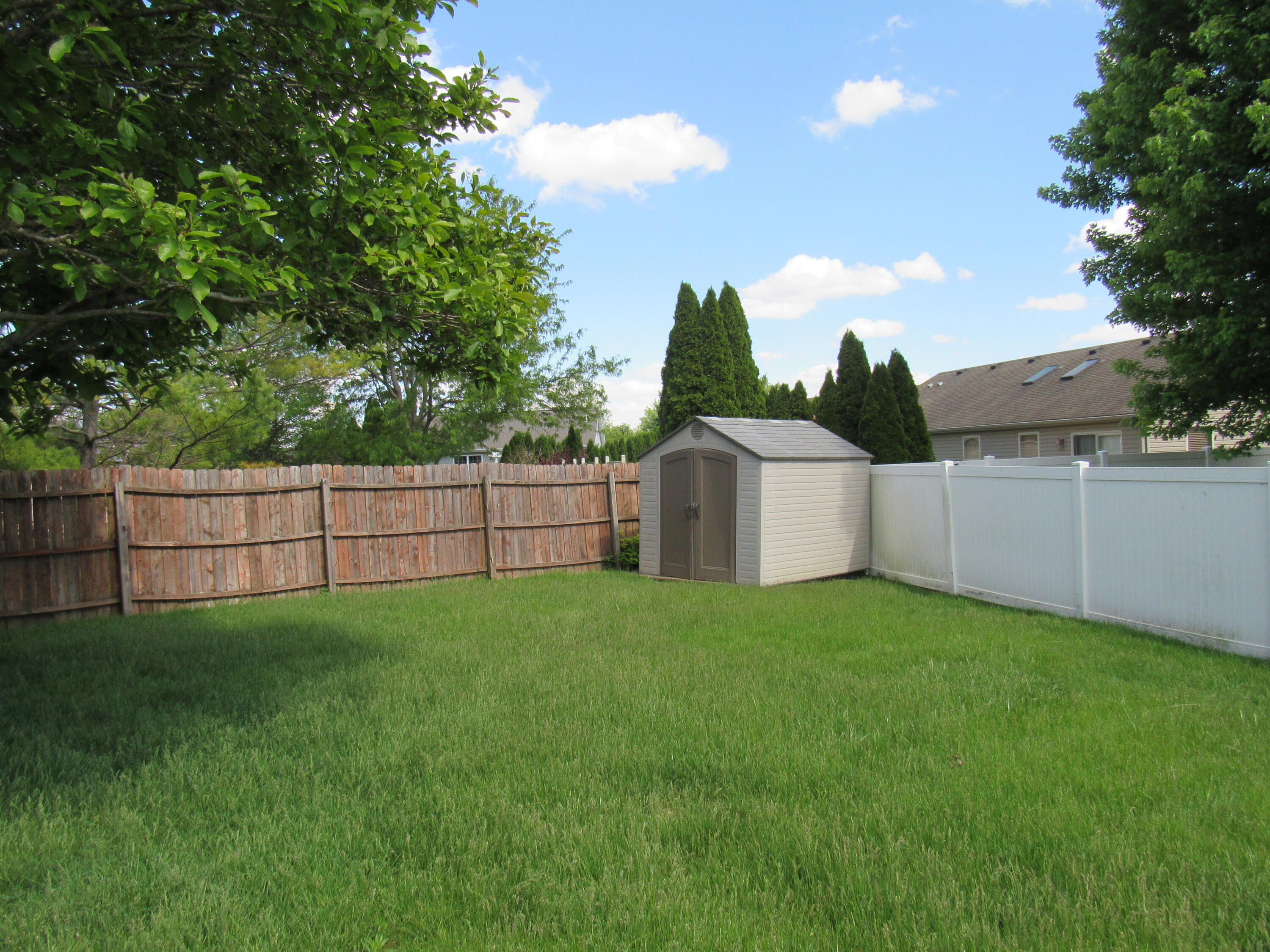 1181 Winchester Drive, Troy, Ohio 45373