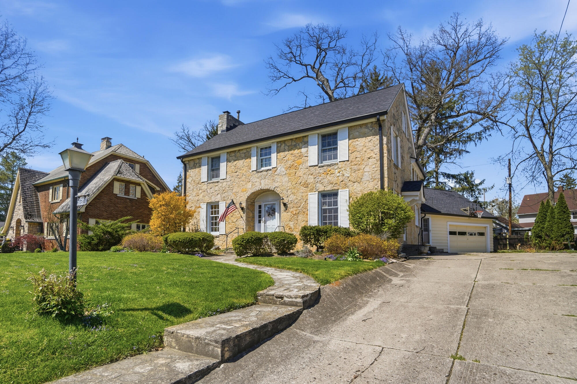 124 Hawthorne Road, Springfield, Ohio 45504