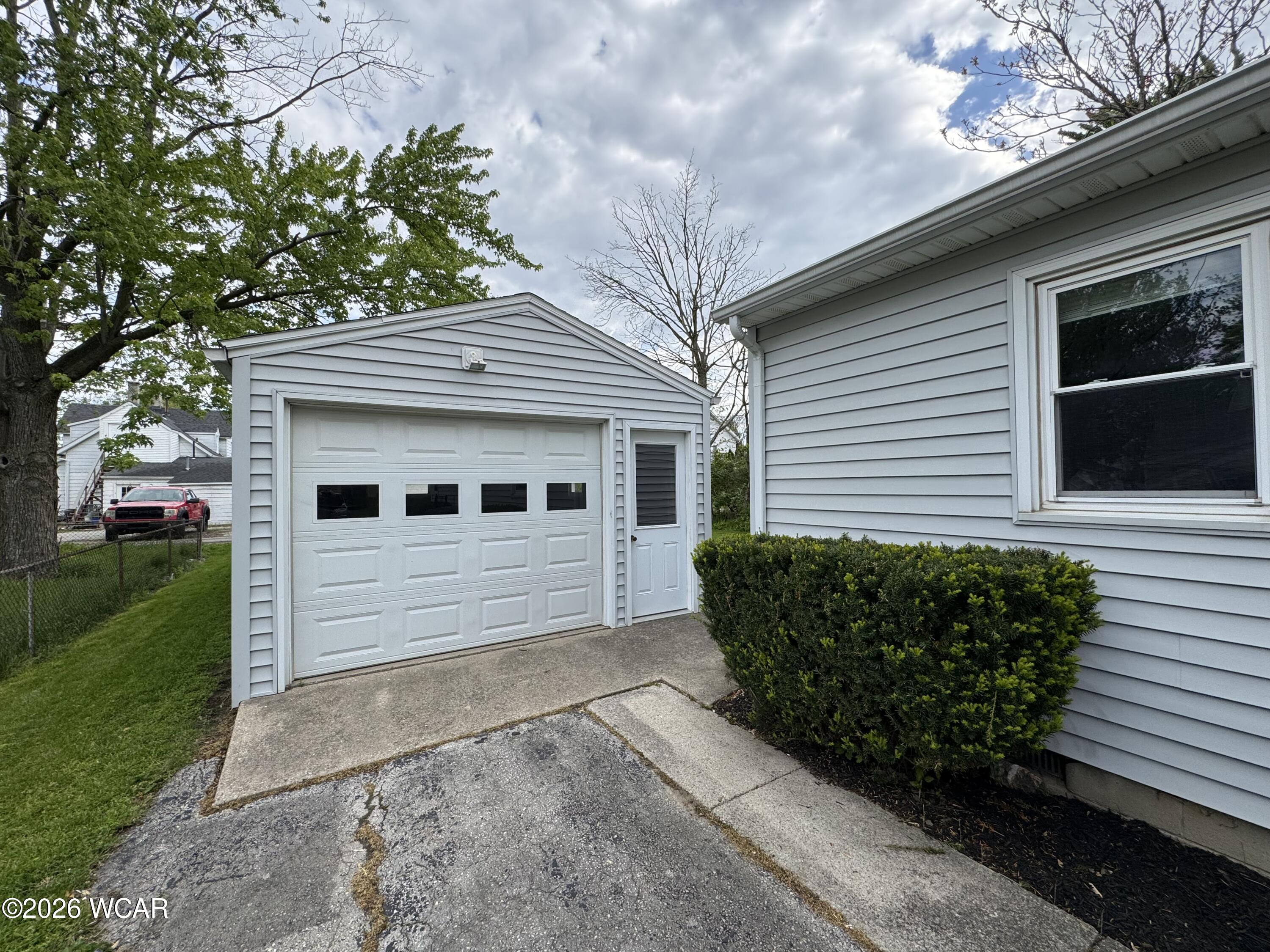 123 Carr Avenue, Bowling Green, Ohio