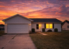 1034 Eleanor Avenue, Piqua, Ohio 45356, 3 Bedrooms Bedrooms, ,2 BathroomsBathrooms,Residential,For Sale,Eleanor,1040968