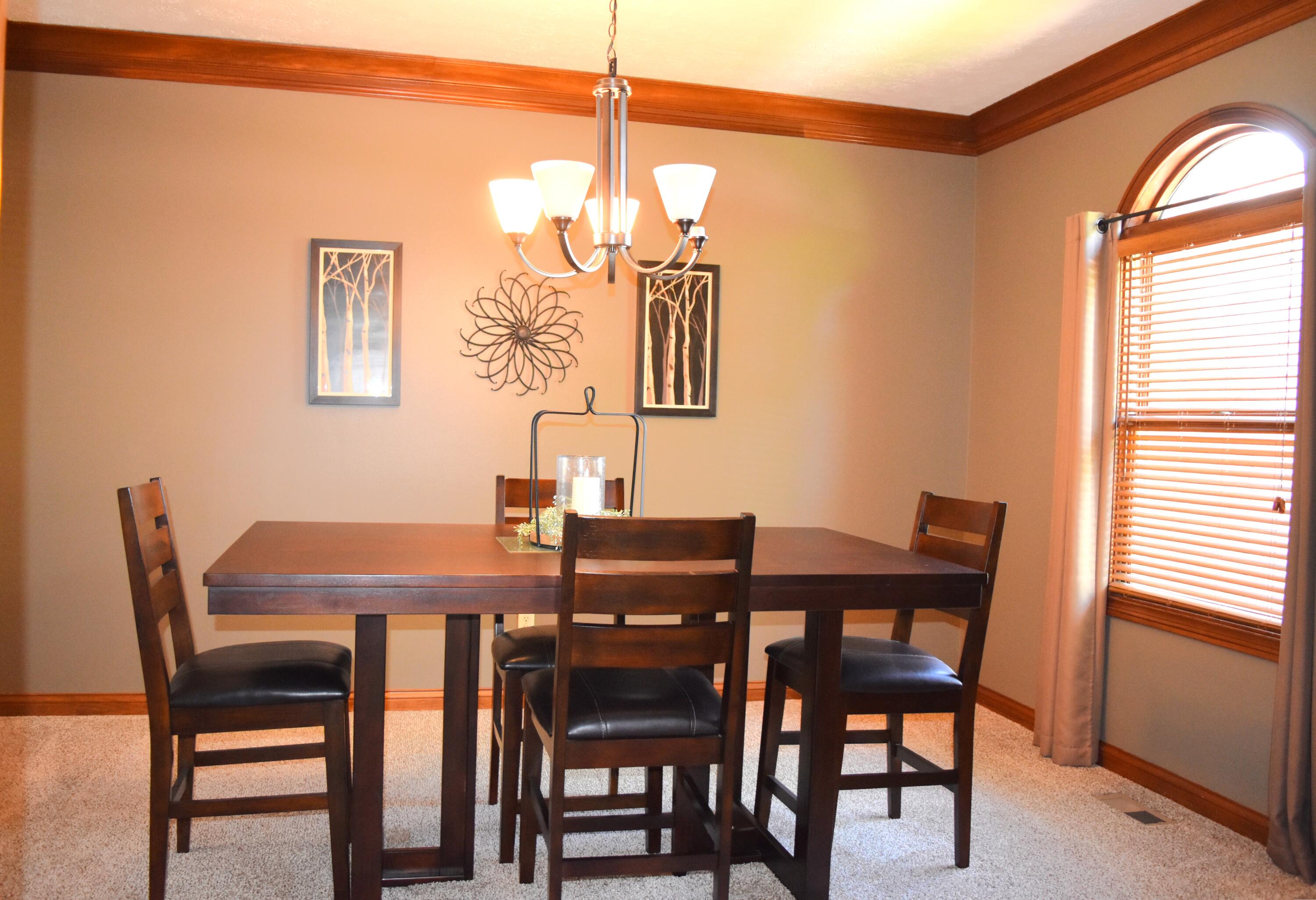9 Eagles Way, Piqua, Ohio 45356