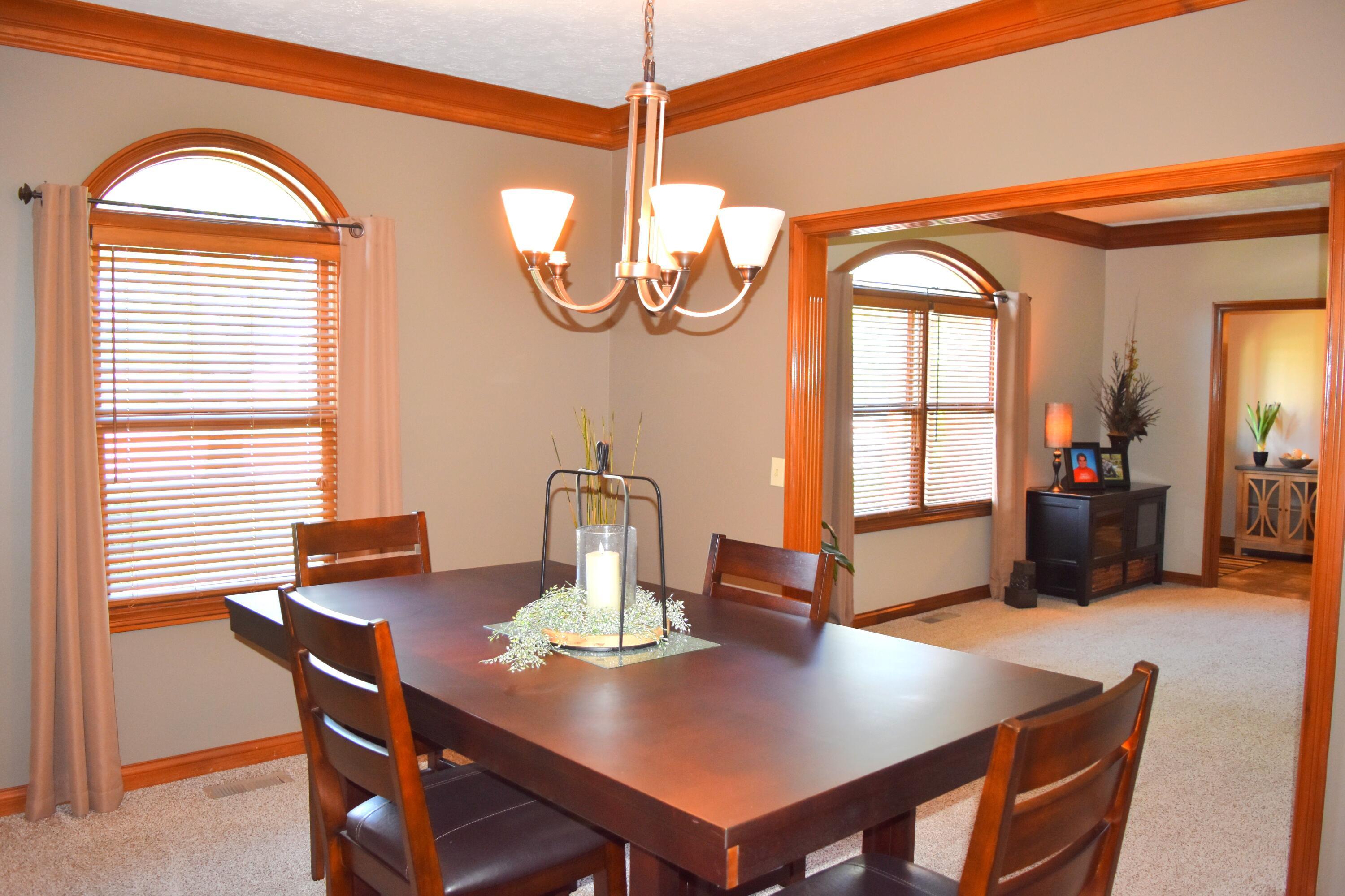 9 Eagles Way, Piqua, Ohio 45356