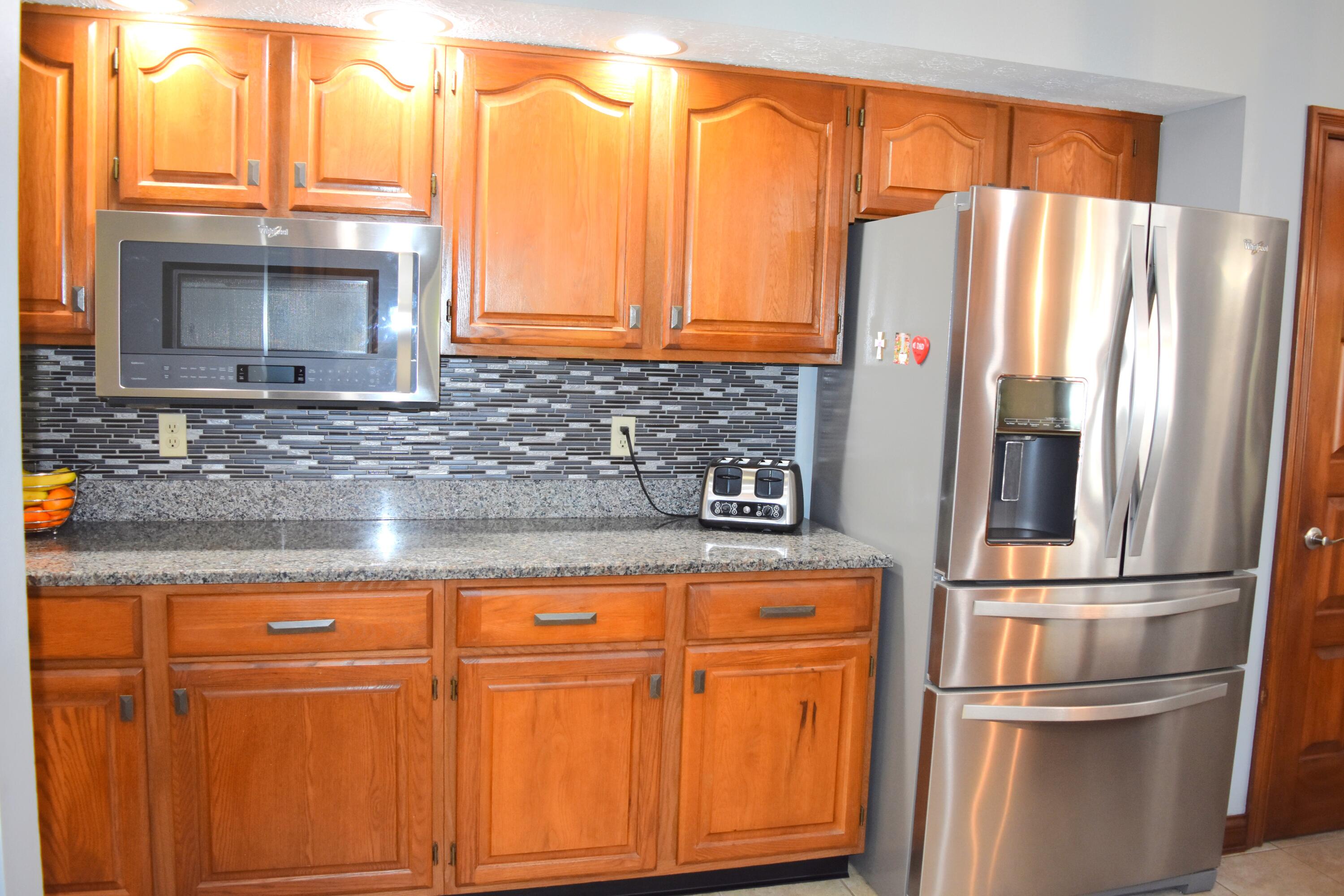 9 Eagles Way, Piqua, Ohio 45356