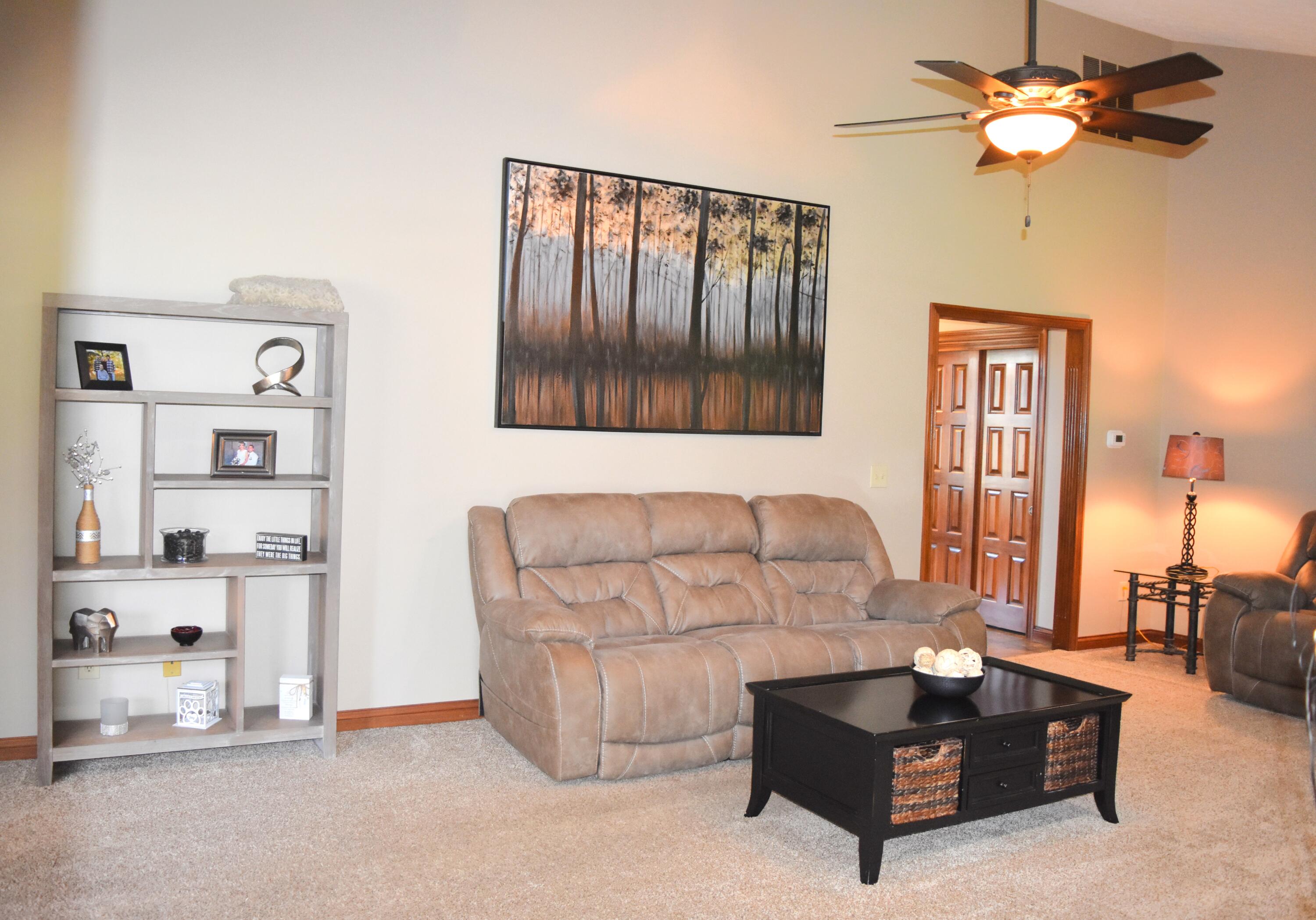 9 Eagles Way, Piqua, Ohio 45356