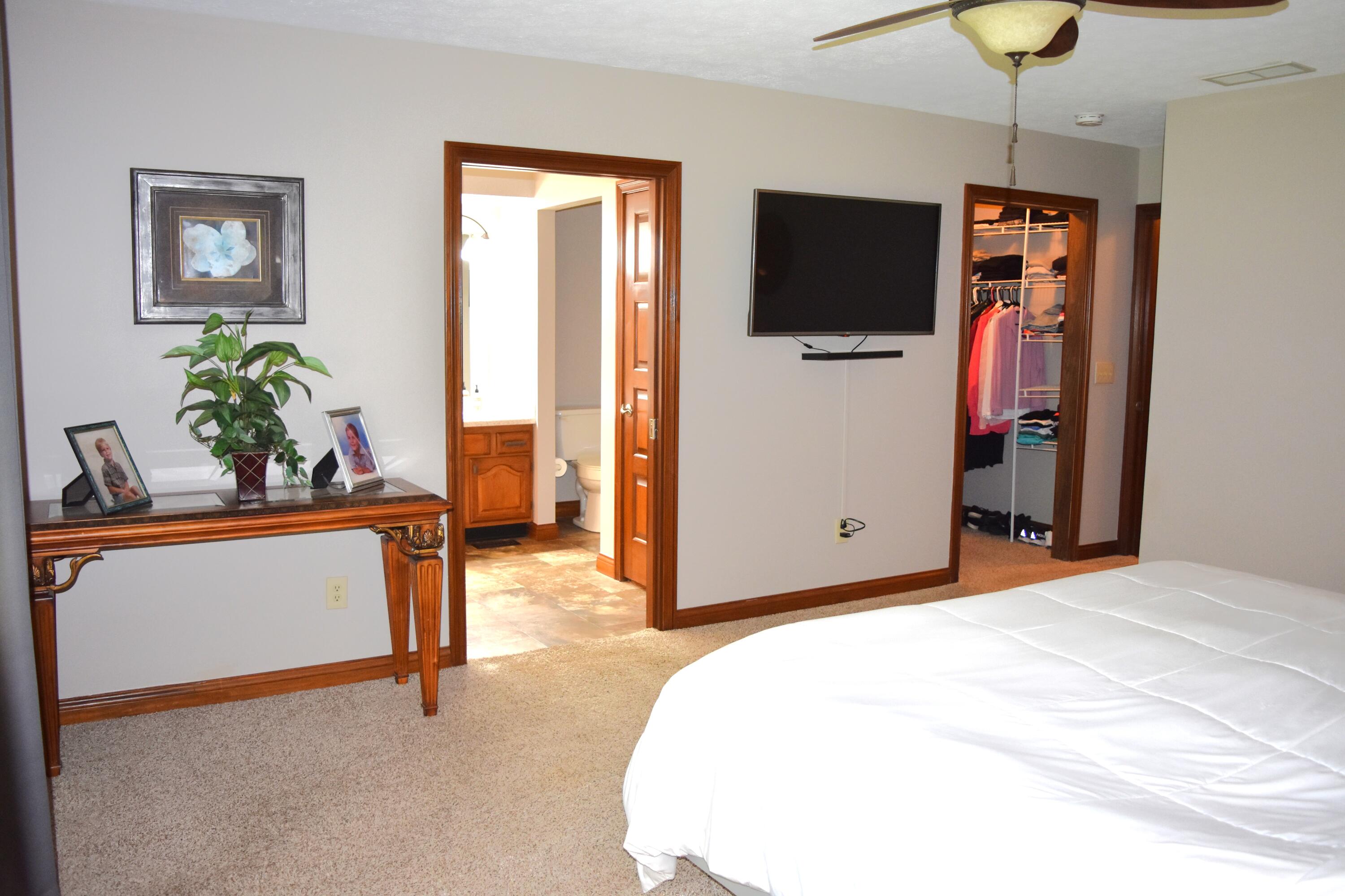 9 Eagles Way, Piqua, Ohio 45356