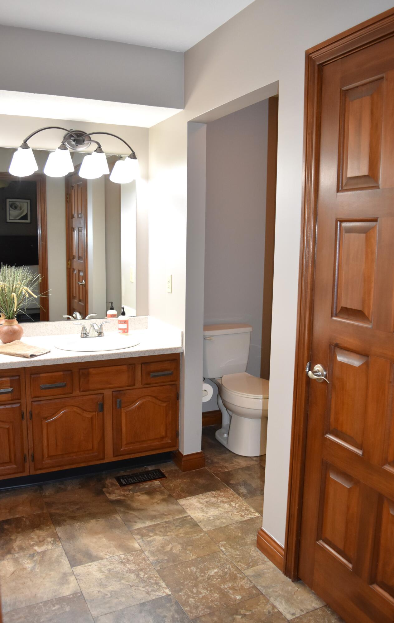 9 Eagles Way, Piqua, Ohio 45356