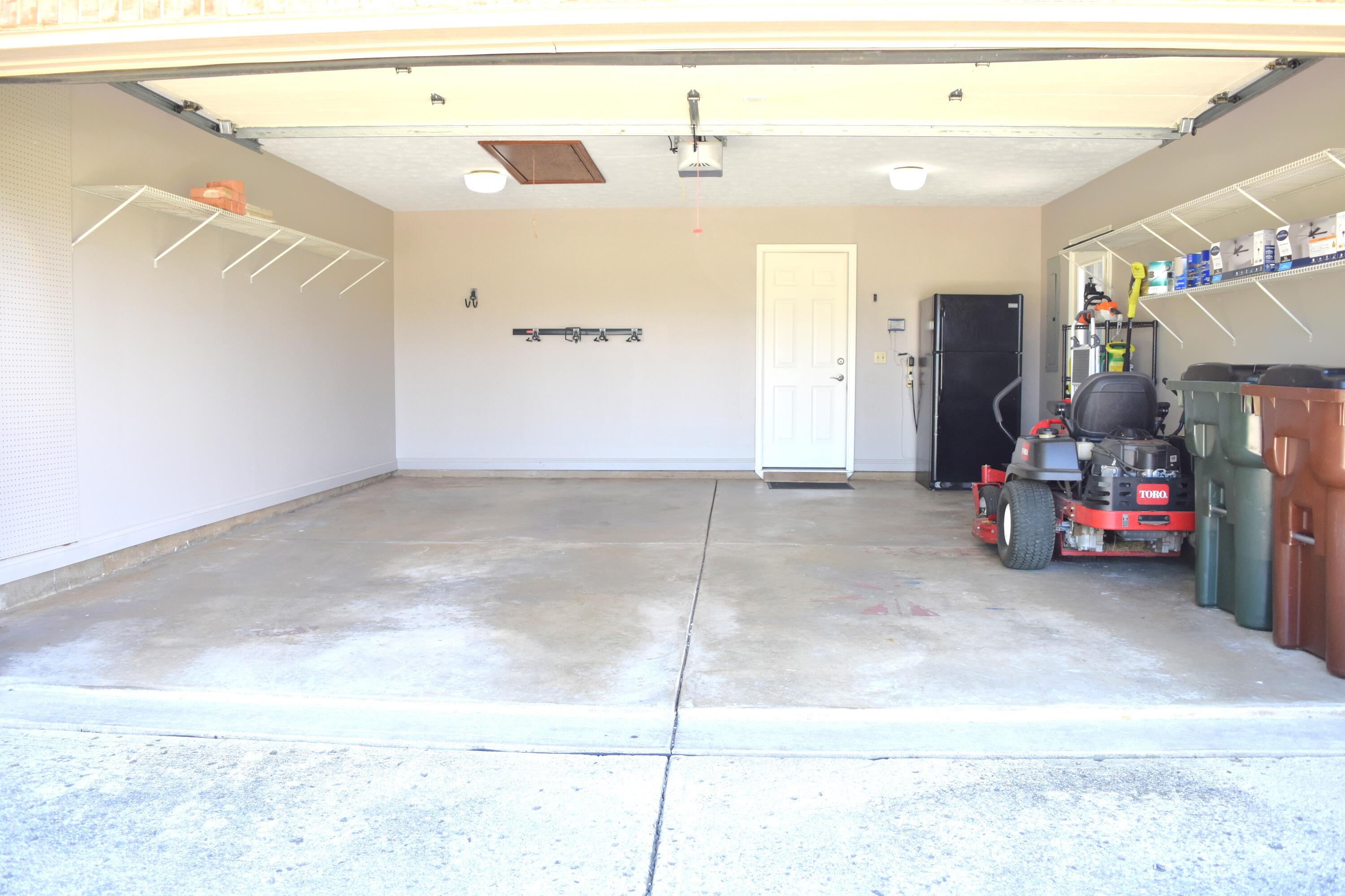 9 Eagles Way, Piqua, Ohio 45356