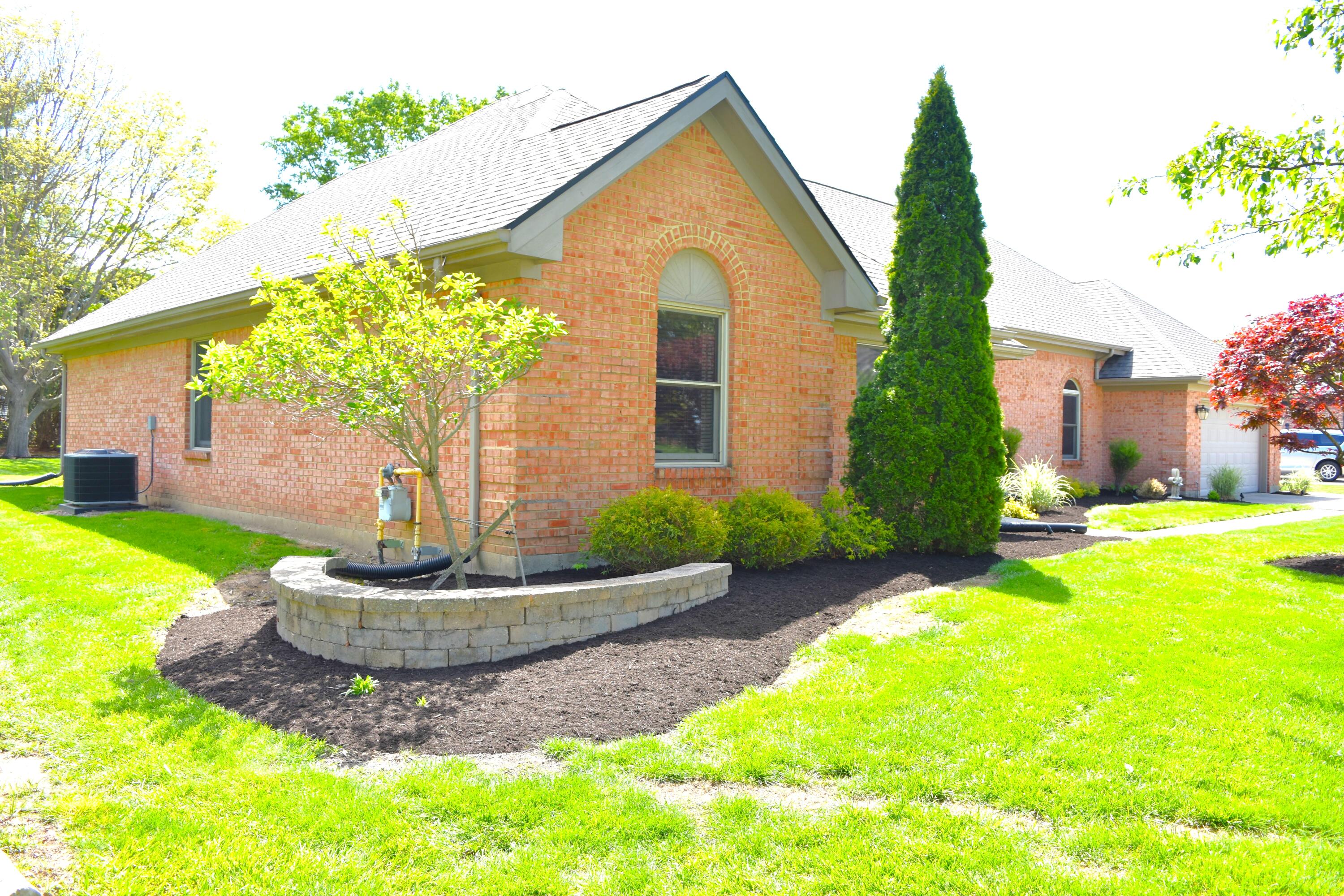 9 Eagles Way, Piqua, Ohio 45356