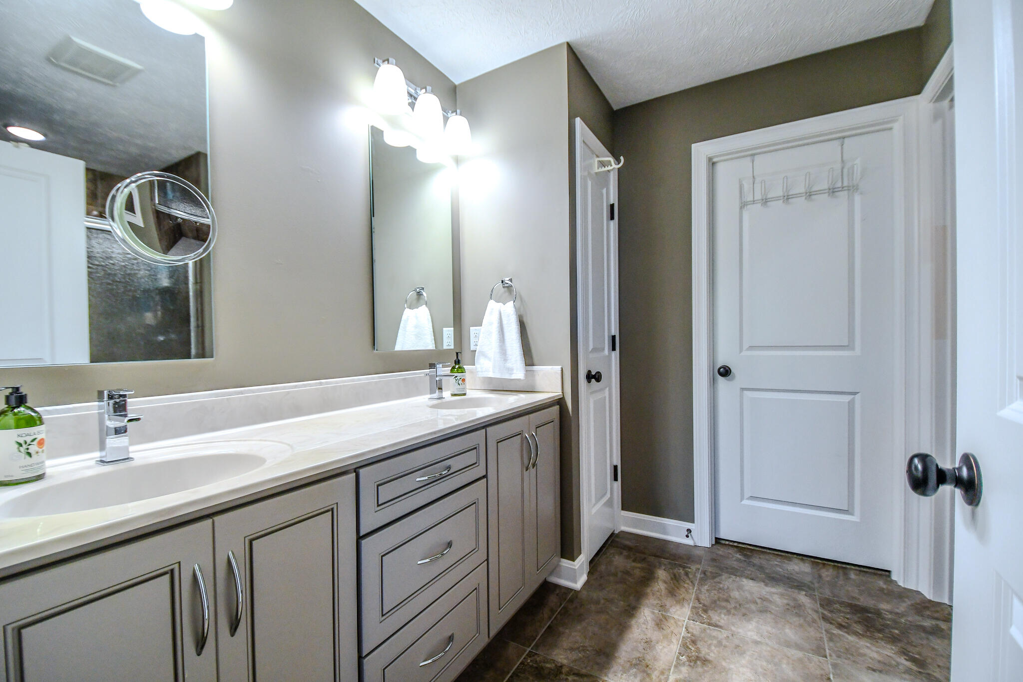 2313 Larkspur Drive, Troy, Ohio 45373
