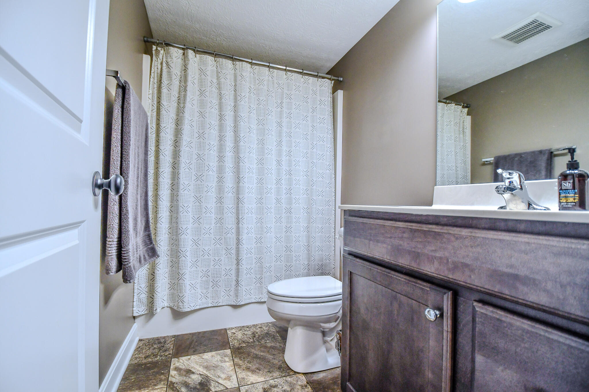 2313 Larkspur Drive, Troy, Ohio 45373
