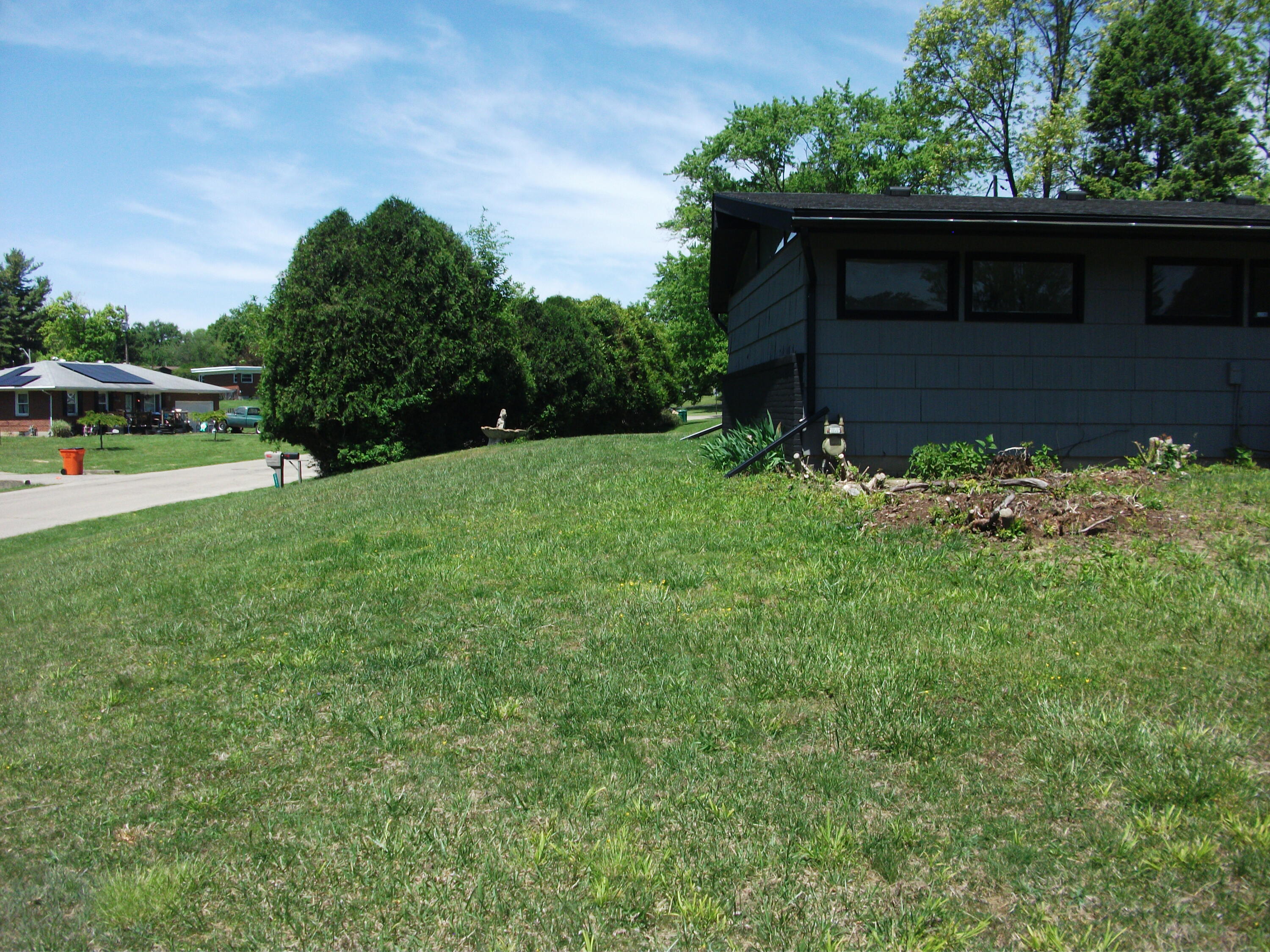 2020 Winding Trail, Springfield, Ohio 45503