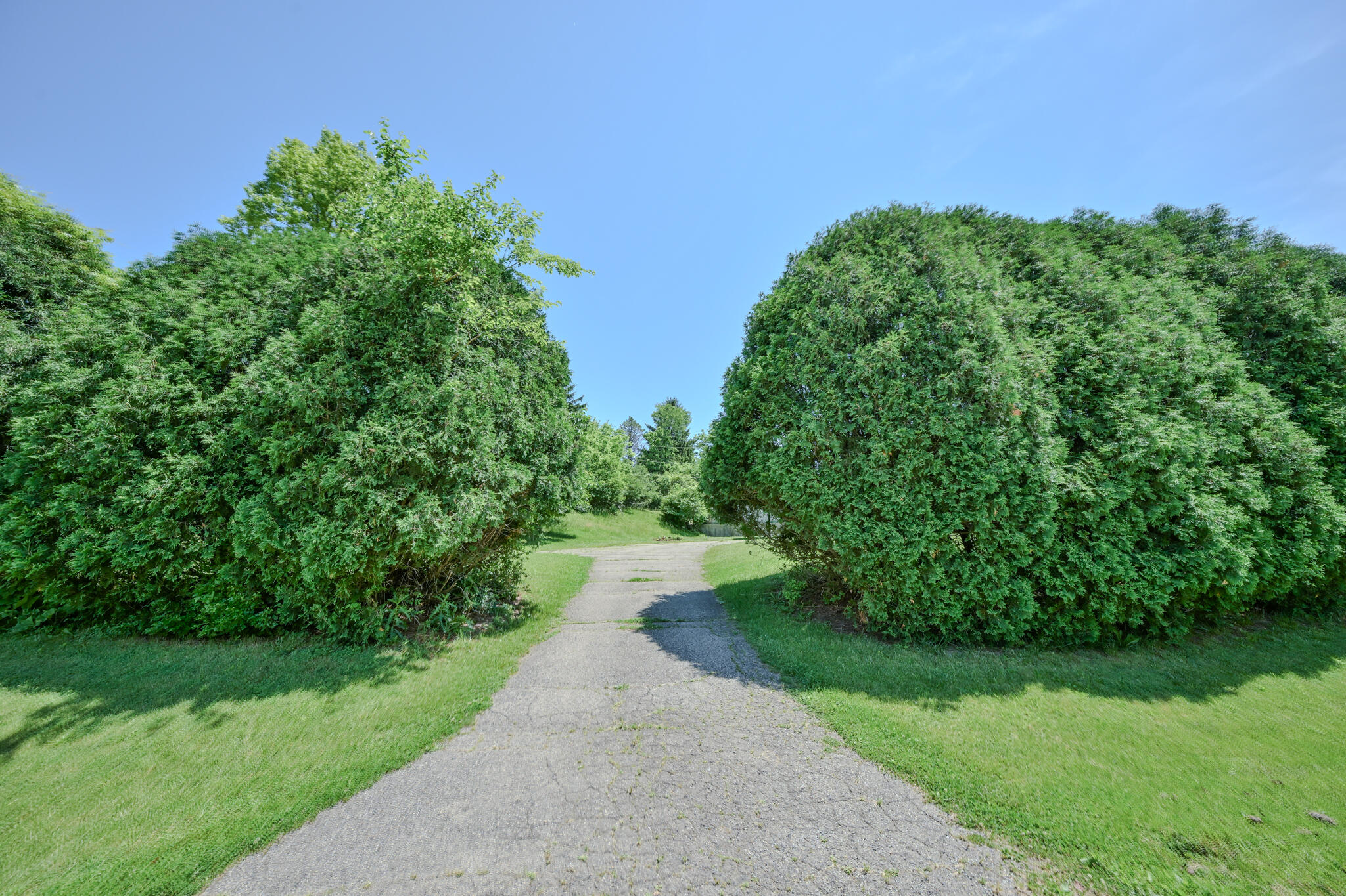 2020 Winding Trail, Springfield, Ohio 45503