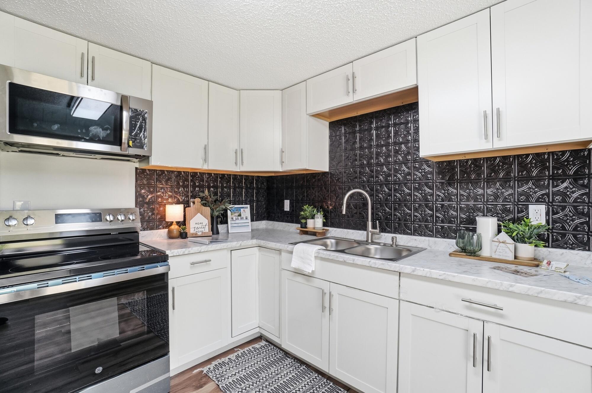 1404 Attleboro Avenue, Springfield, Ohio 45503